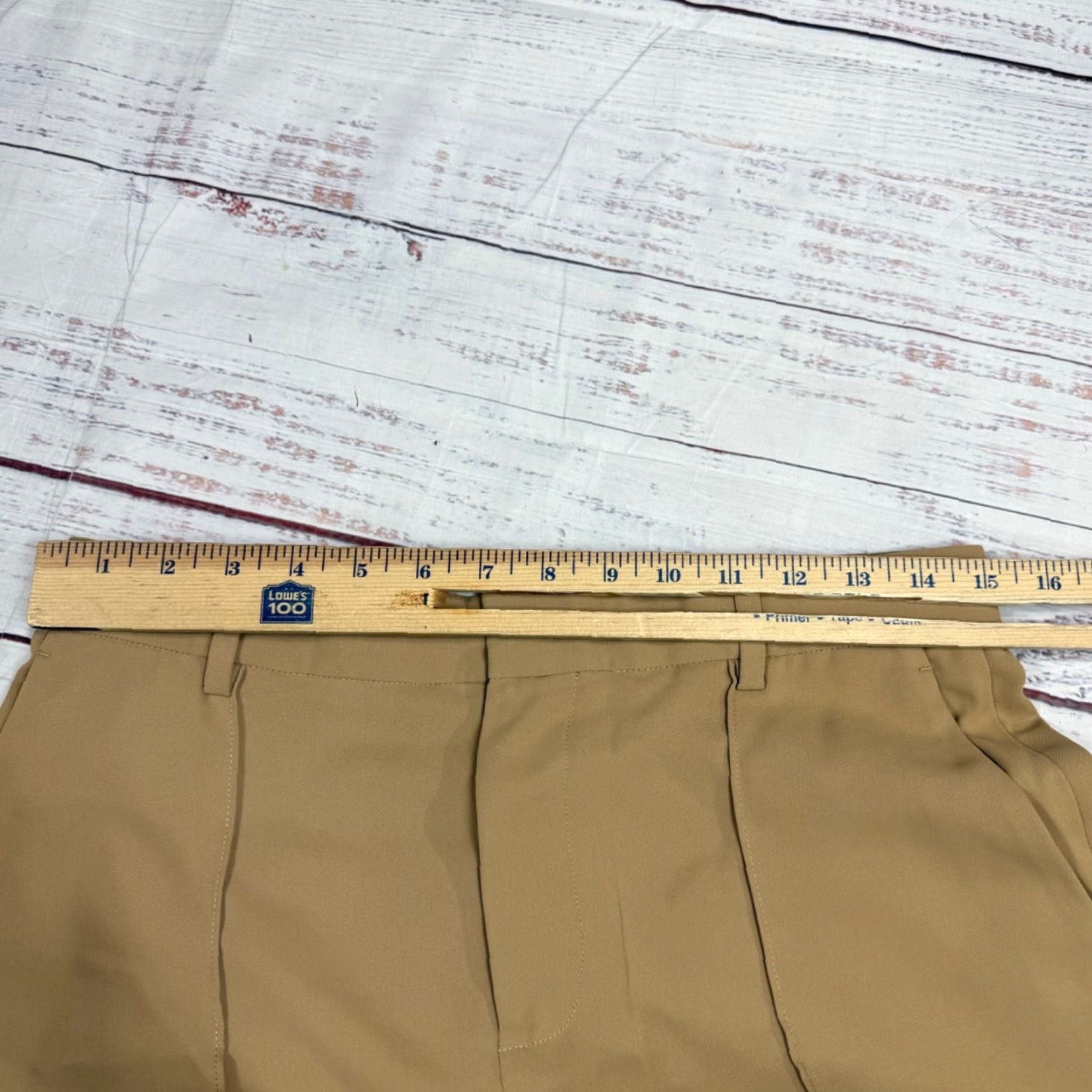 Vintage Urlazh Tan Chino Shorts Womens L Polyester Flat Front Front Center Leg Seam Shop Casual Shorts Womens L Tan Urlazh Size 36" / US 14 / IT 50 - 6 Thumbnail