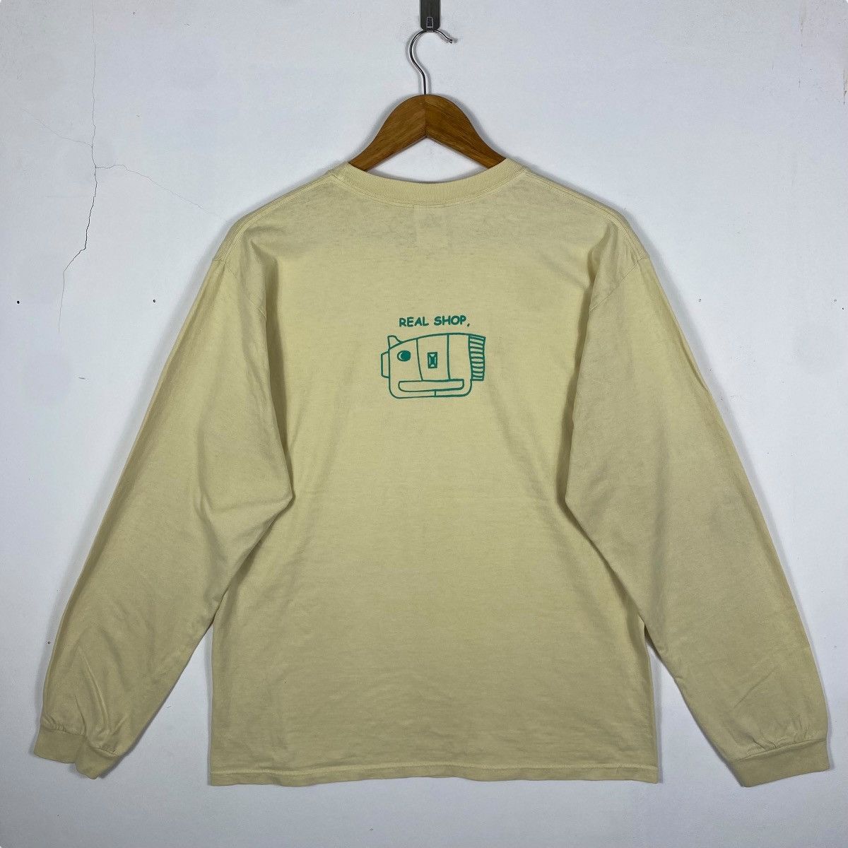 Vintage Vintage 00's POT REAL SHOP Graphic Longsleeve Tee Shirt Size US L / EU 52-54 / 3 - 4 Thumbnail
