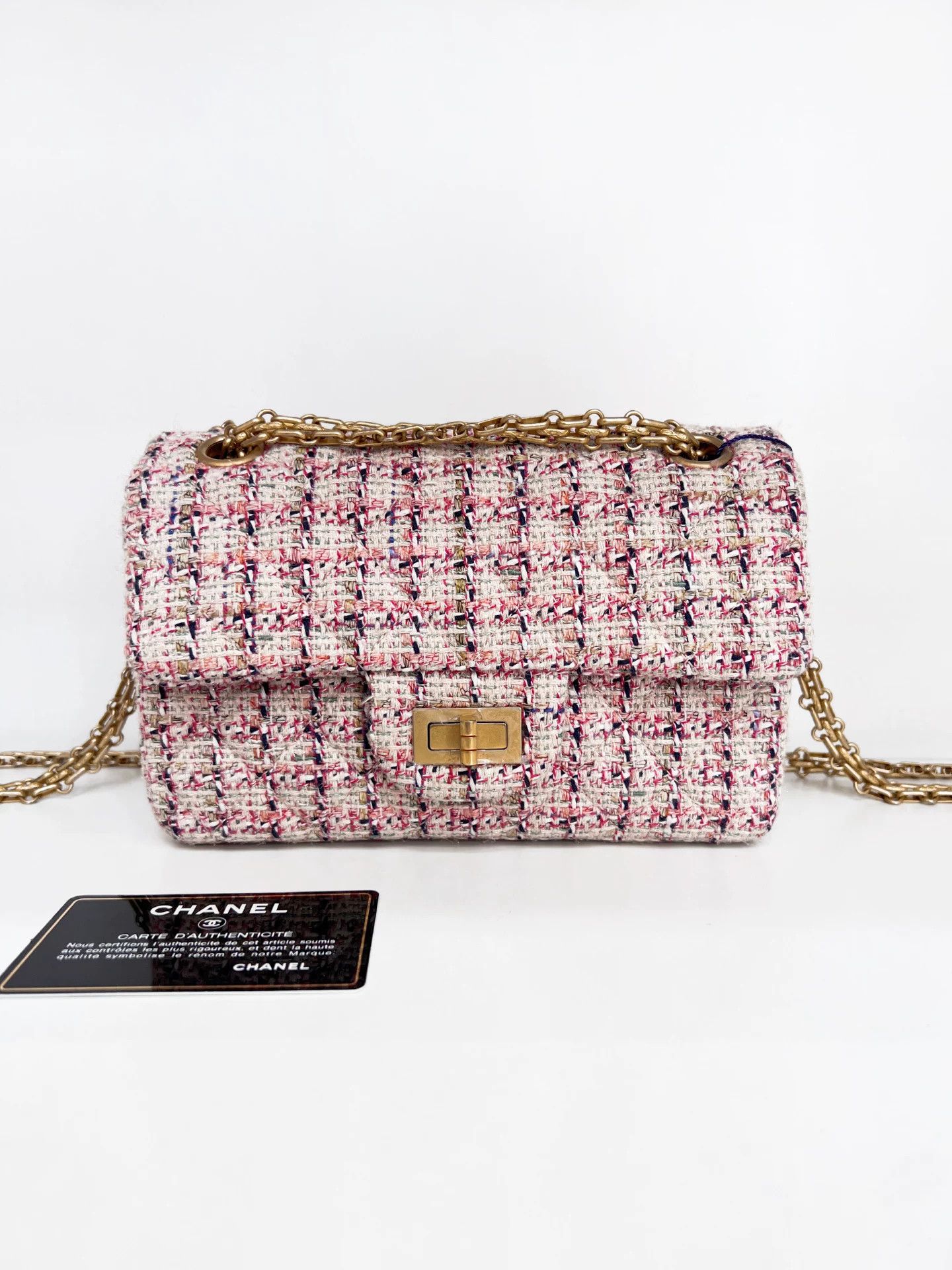 Chanel Pre-loved Bag Very good condition Size ONE SIZE - 1 Thumbnail