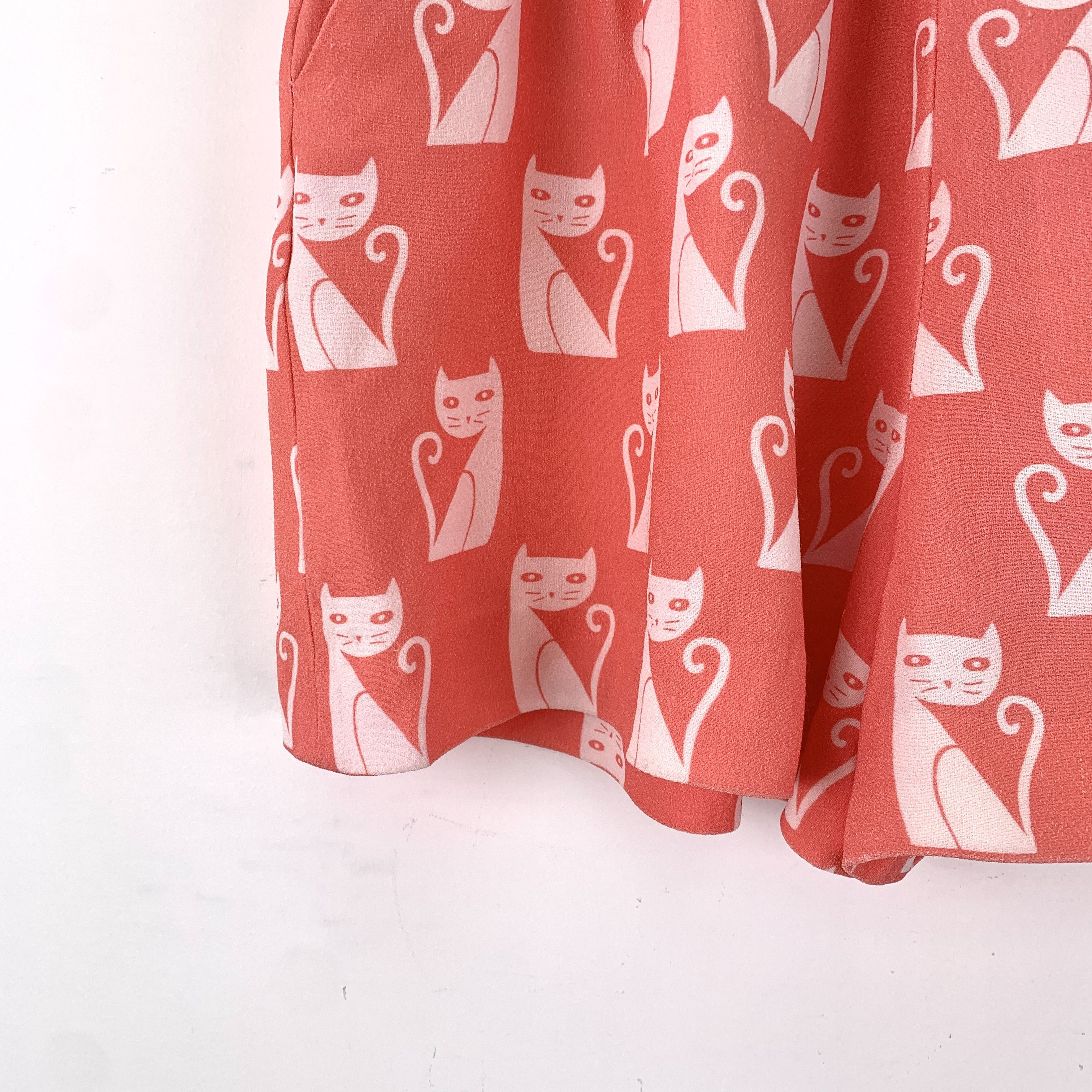 Miu Miu Miu Miu Orange Cat Print Casual Mini Skirt (Size XS) Size 25" / US 0 / IT 36 - 6 Thumbnail