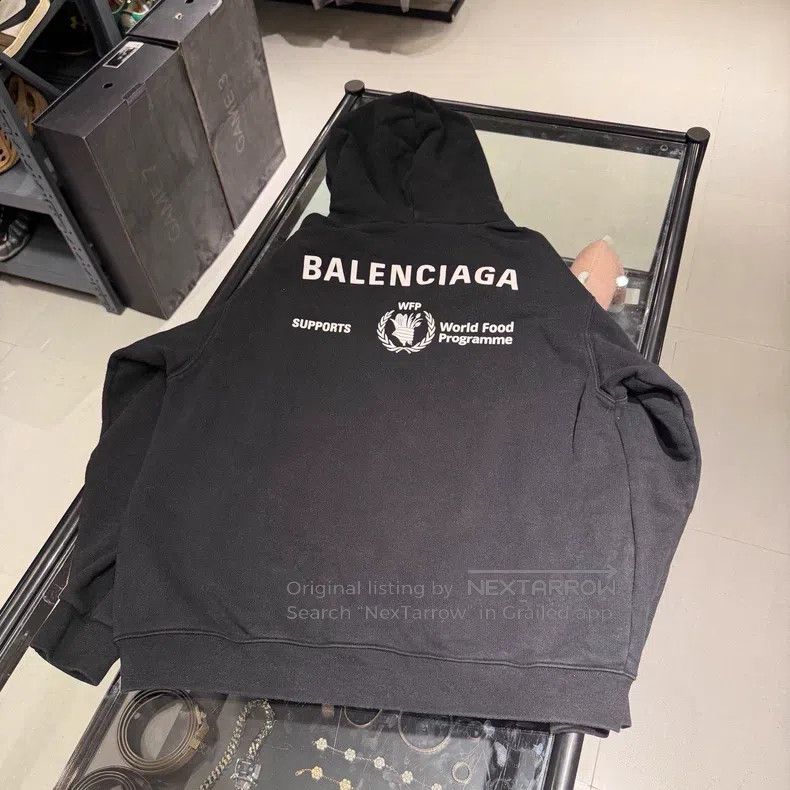 Balenciaga Balenciaga hoodie Size US S / EU 44-46 / 1 - 2 Thumbnail
