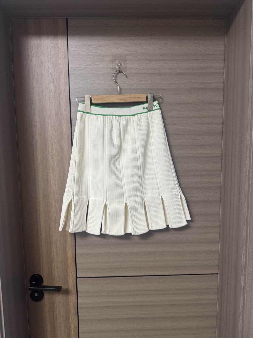 Bottega Veneta Bottega Veneta Ribbed Knit Mini Skirt XS Size 26" / US 2 / IT 38 - 1 Thumbnail