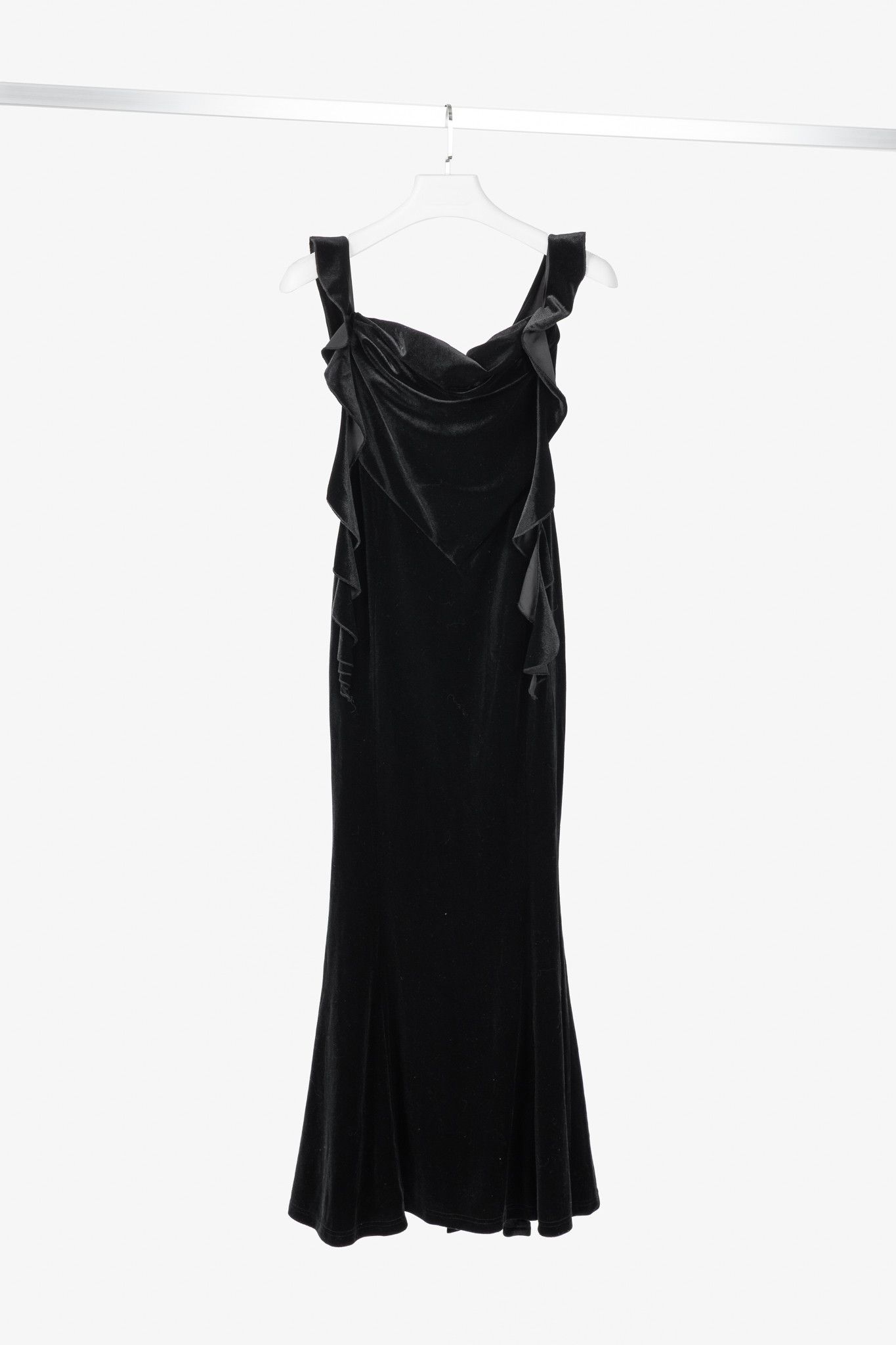 Other Nana Jacqueline Caroline Velvet Ruffle-Strap Mermaid Gown Size M / US 6-8 / IT 42-44 - 1 Thumbnail