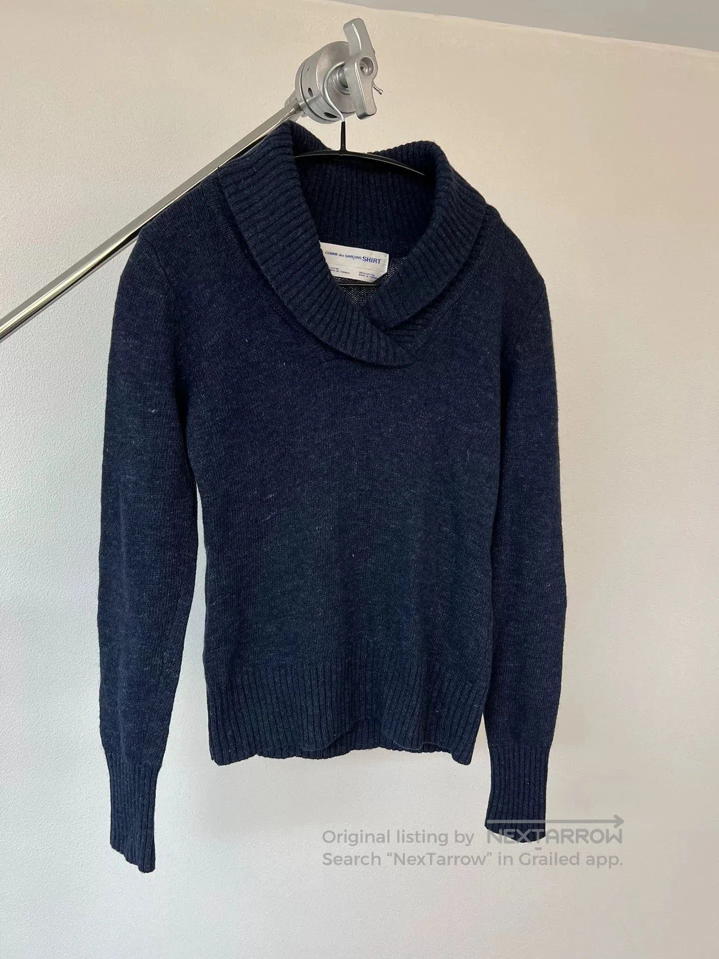 Comme des Garcons Comme des Garçons V-Neck Sweater. Size US S / EU 44-46 / 1 - 2 Thumbnail