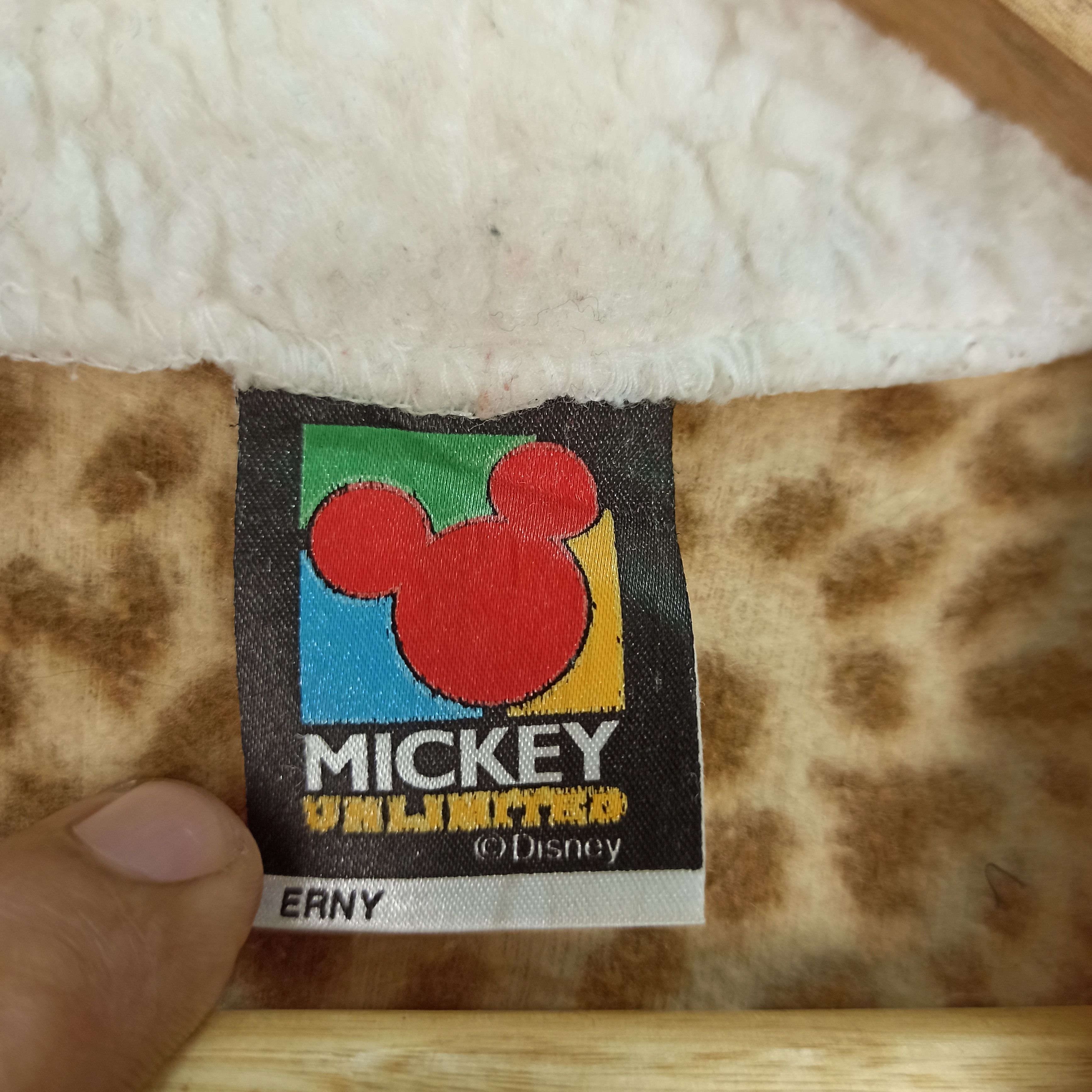 Disney Vintage Disney Mickey Mouse Leopard Vest Fleece Size US M / EU 48-50 / 2 - 7 Thumbnail