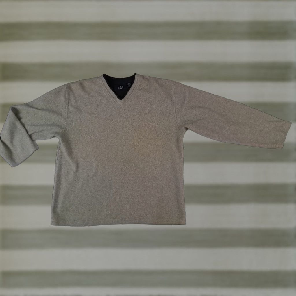 Gap **VINTAGE GAP XXL GREY V-NECK PULLOVER** User: **VINTAGE GAP XXL GREY V-NECK SWEATER** Size US XXL / EU 58 / 5 - 1 Thumbnail