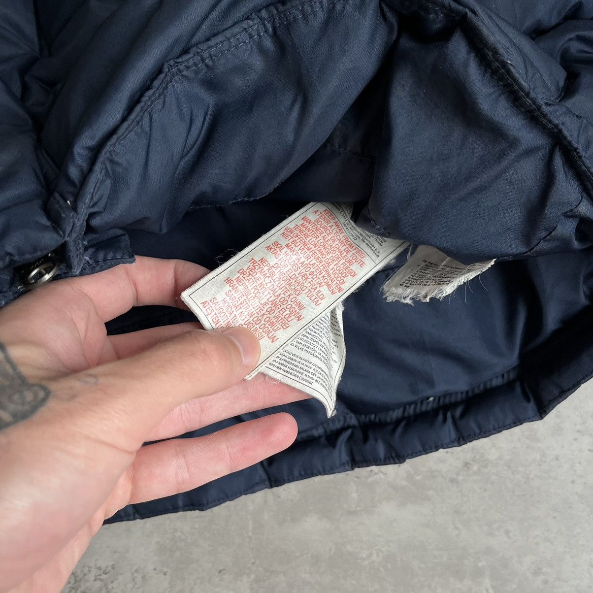 Nike Vintage Nike Puffer Vests Size US L / EU 52-54 / 3 - 8 Thumbnail
