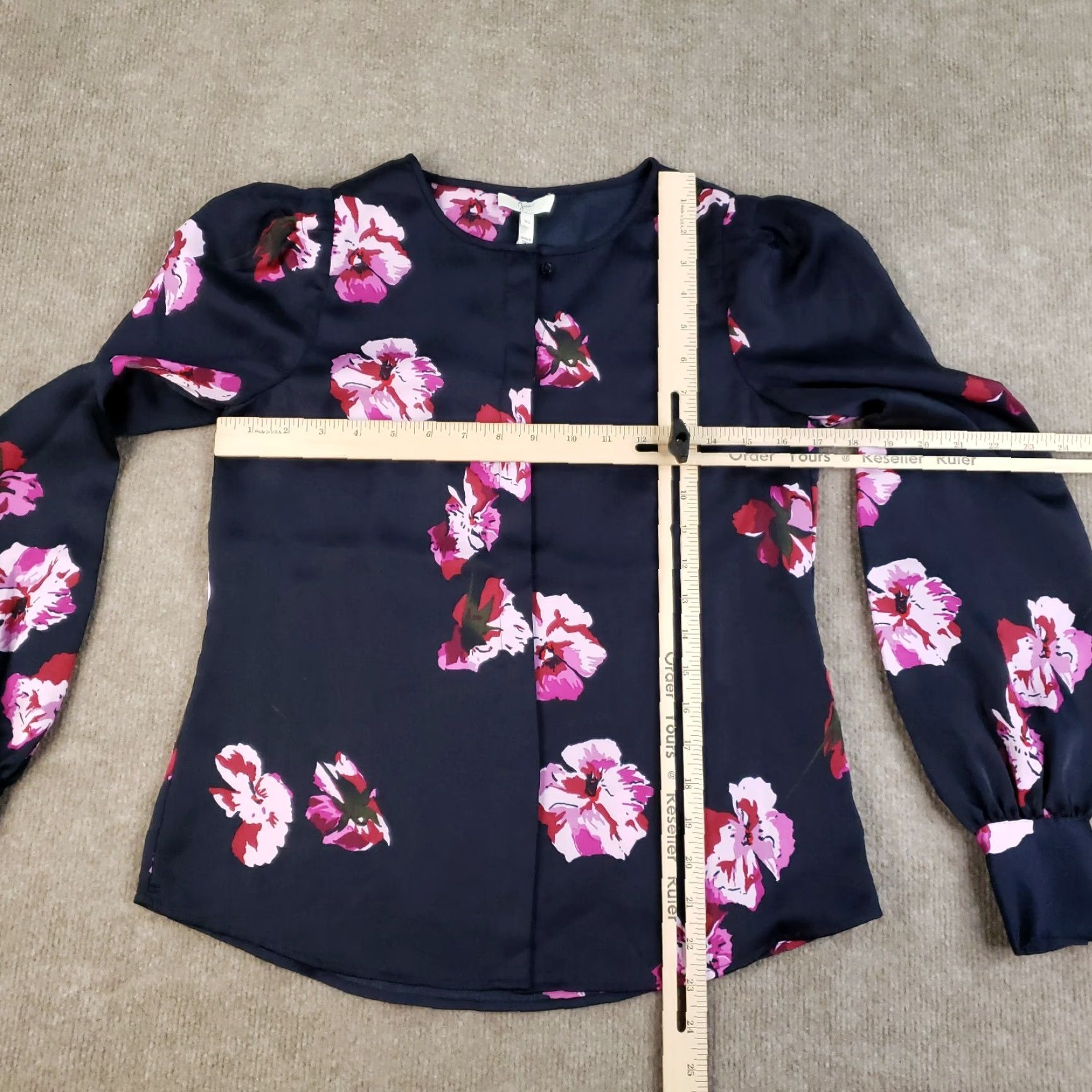 Joie VINTAGE Joie Antonela Blouse Womens XS Blue Satin Button Up Floral Long Sleeve Size XS / US 0-2 / IT 36-38 - 2 Thumbnail