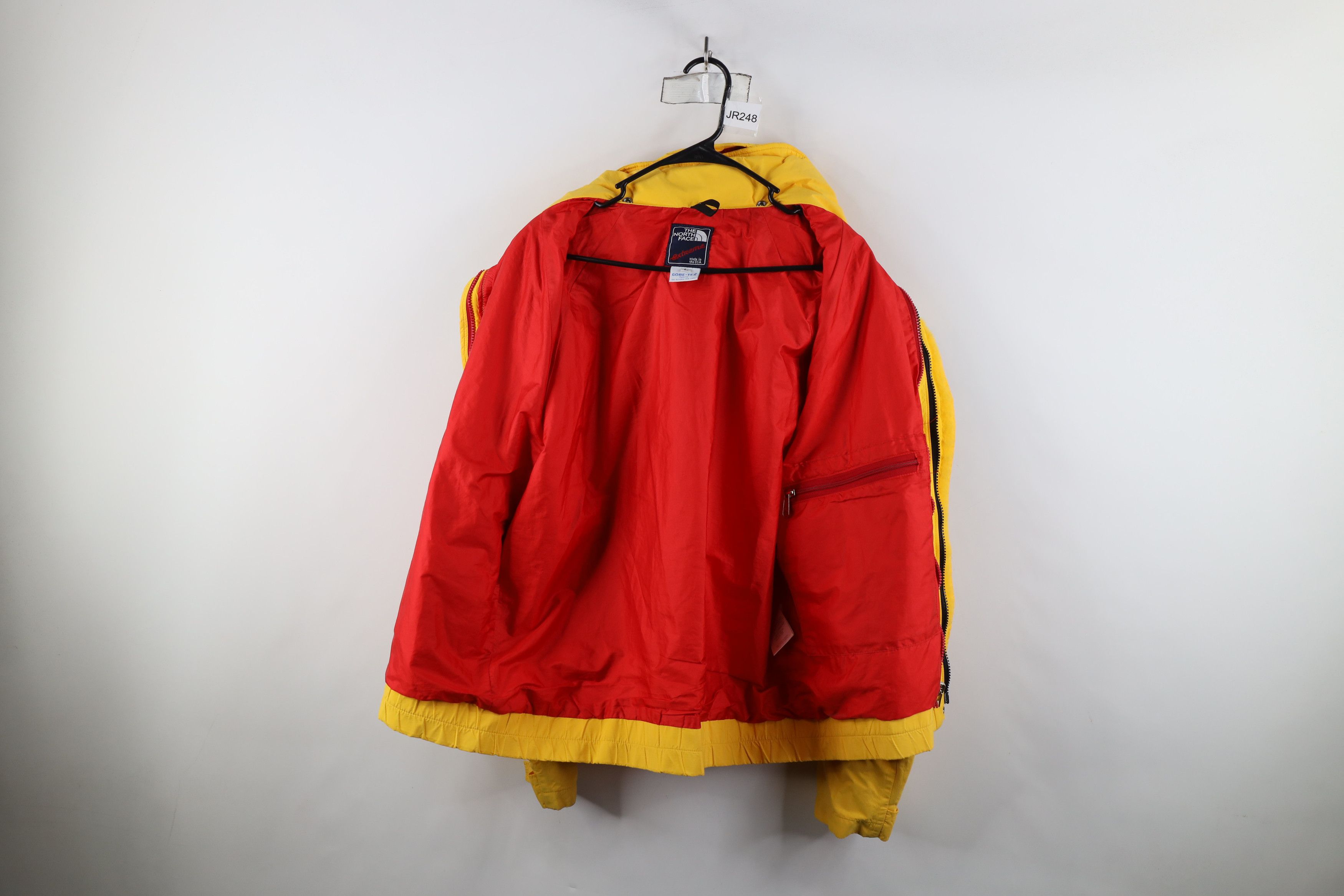 The North Face Vintage 90s The North Face Extreme Waterproof Jacket USA Size US L / EU 52-54 / 3 - 10 Thumbnail