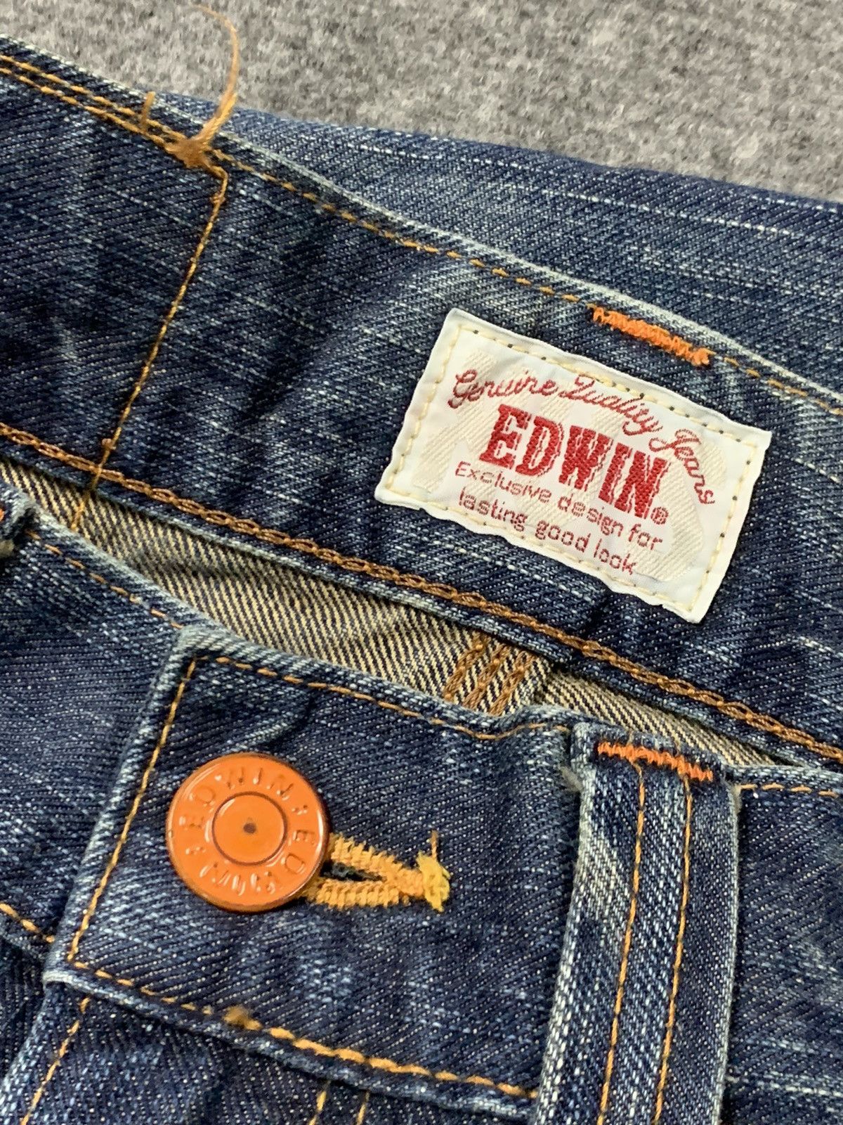 Edwin DISTRESSED EDWIN VINTAGE XV FADED BLUE. Size US 31 - 6 Thumbnail