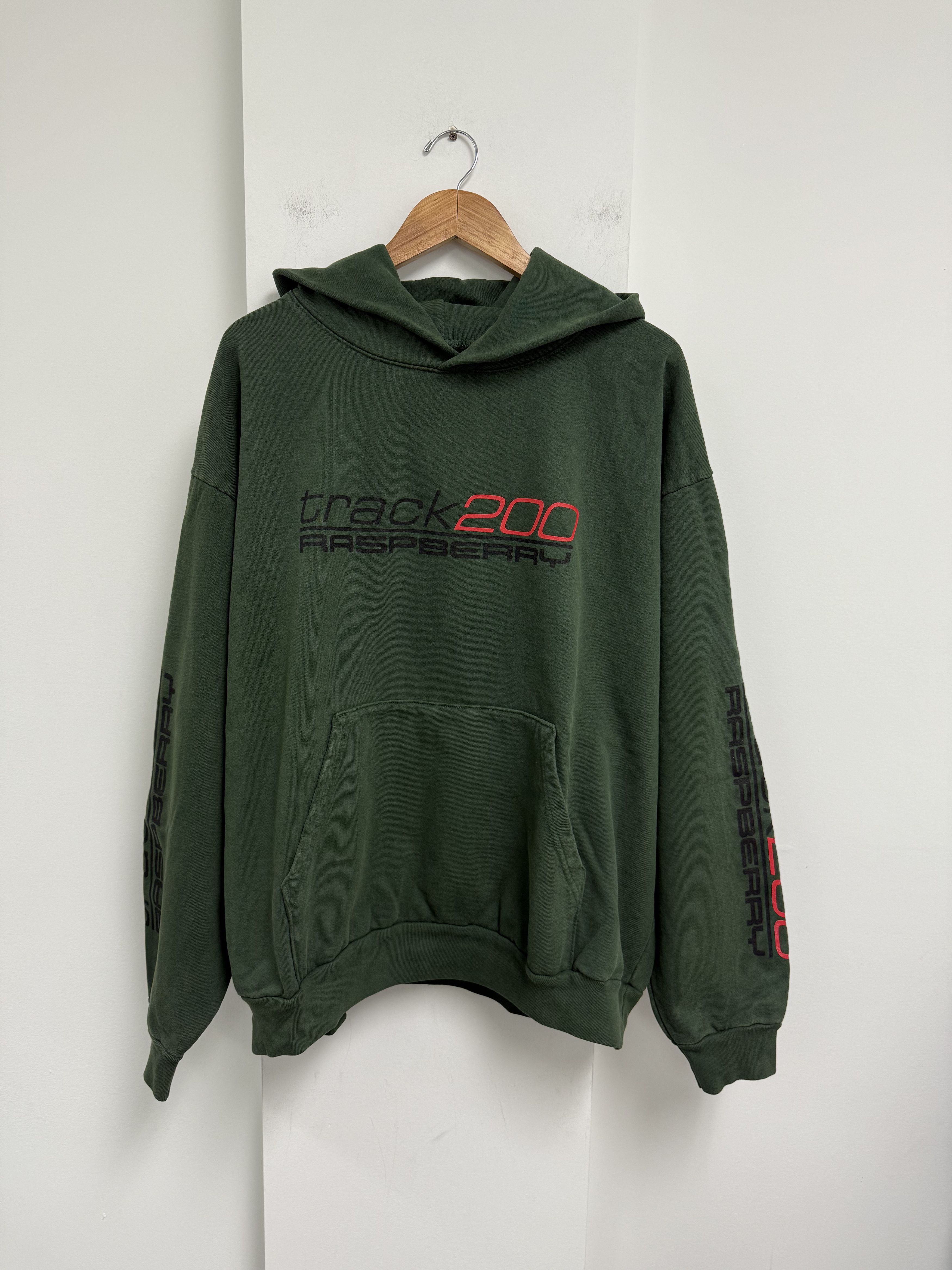 The GV Gallery GvGallery Raspberry Hills 'Track 200' Hoodie Size US XL / EU 56 / 4 - 1 Thumbnail