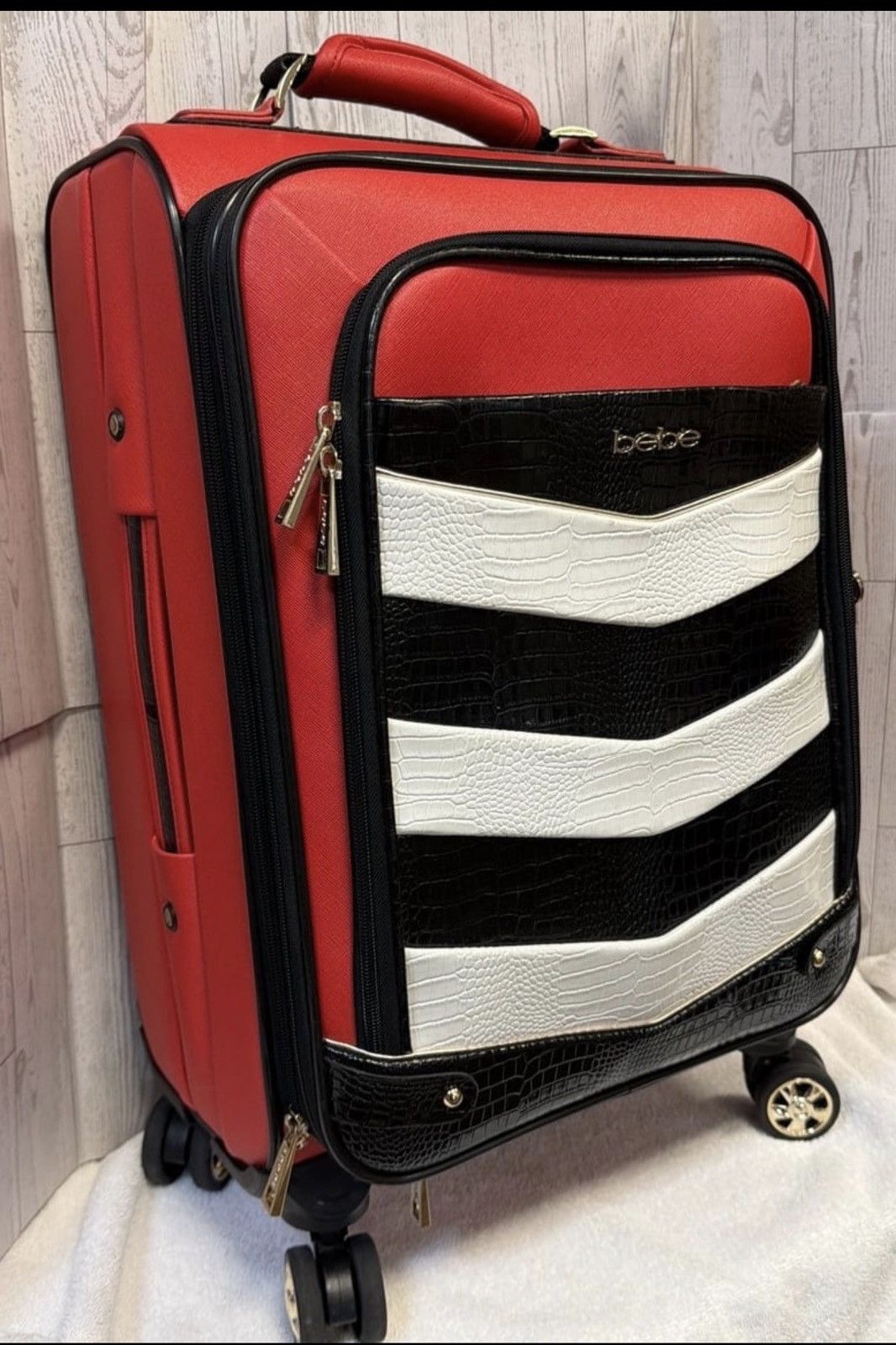 Bebe Bebe Red Rolling Carry-On Suitcase Spinner Luggage Size ONE SIZE - 2 Thumbnail