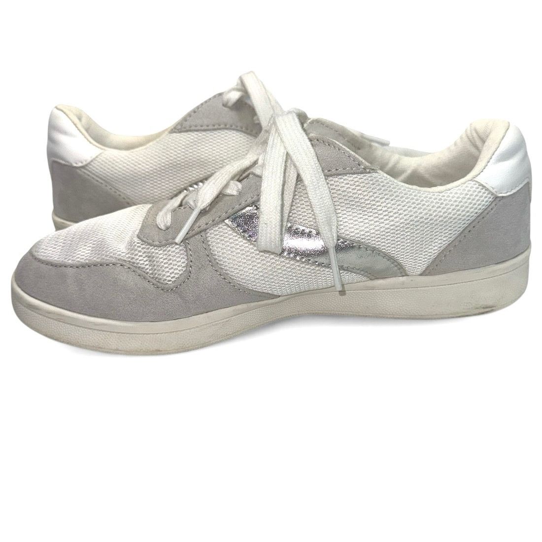 Old Navy Old Navy Classic White Sneaker Women sz 8 Size US 8 / IT 38 - 2 Thumbnail