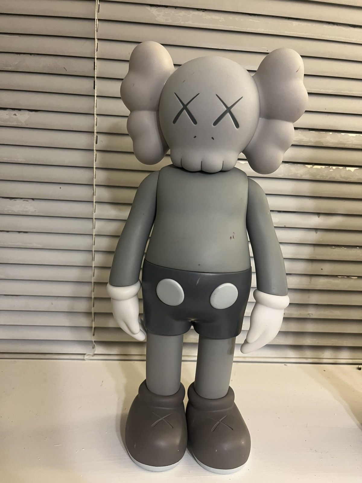 Kaws × Medicom Toy × Original Fake KAWS OriginalFake Companion 2006 Set Grey + Dissected Size ONE SIZE - 3 Thumbnail