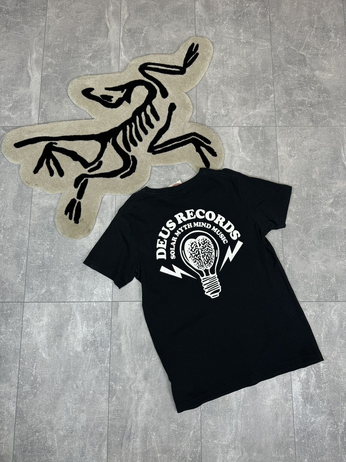 Deus Ex Machina × Japanese Brand Mens Vintage Deus Ex Machine T-shirt tee streetwear Japanese Size US M / EU 48-50 / 2 - 1 Thumbnail