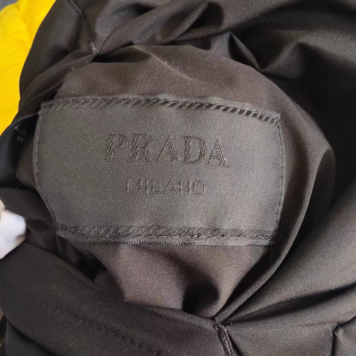 Prada Prada Back Logo Double-Sided Puffer Jacket L Size US L / EU 52-54 / 3 - 6 Thumbnail