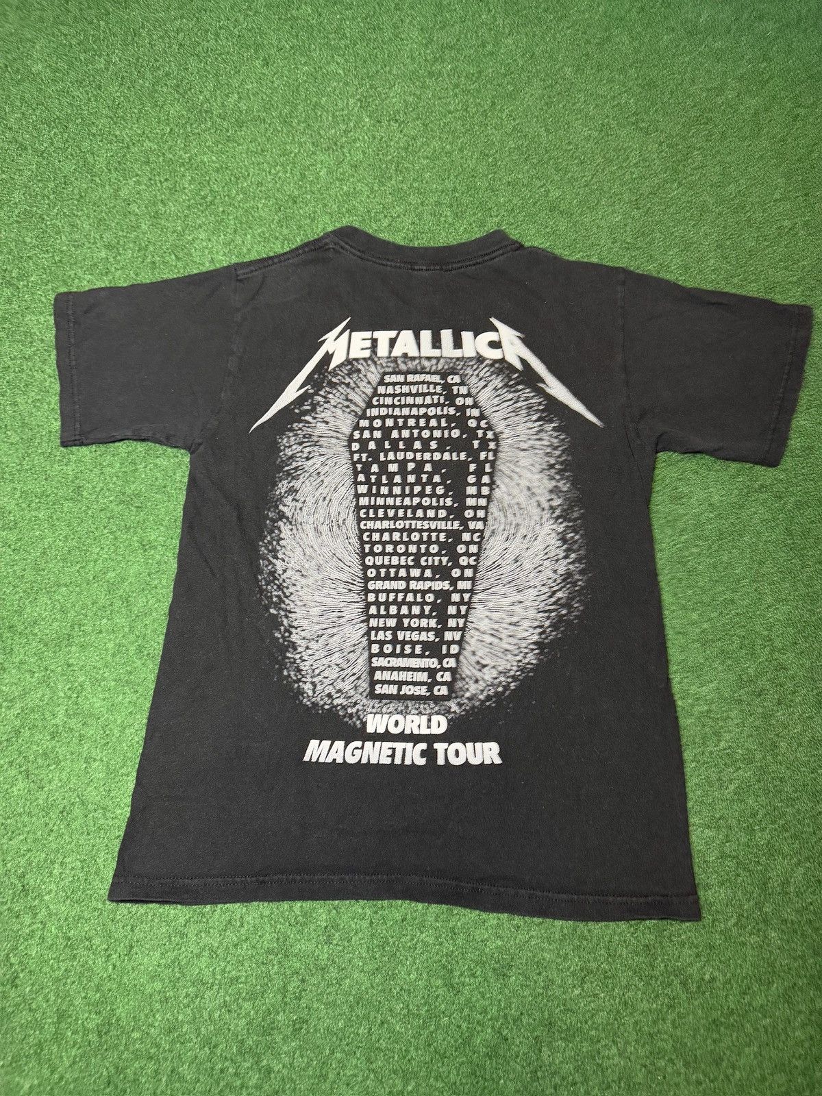 Band Tees Y2K Metallica World Tour Metal Concert Band T Shirt Size US S / EU 44-46 / 1 - 3 Thumbnail