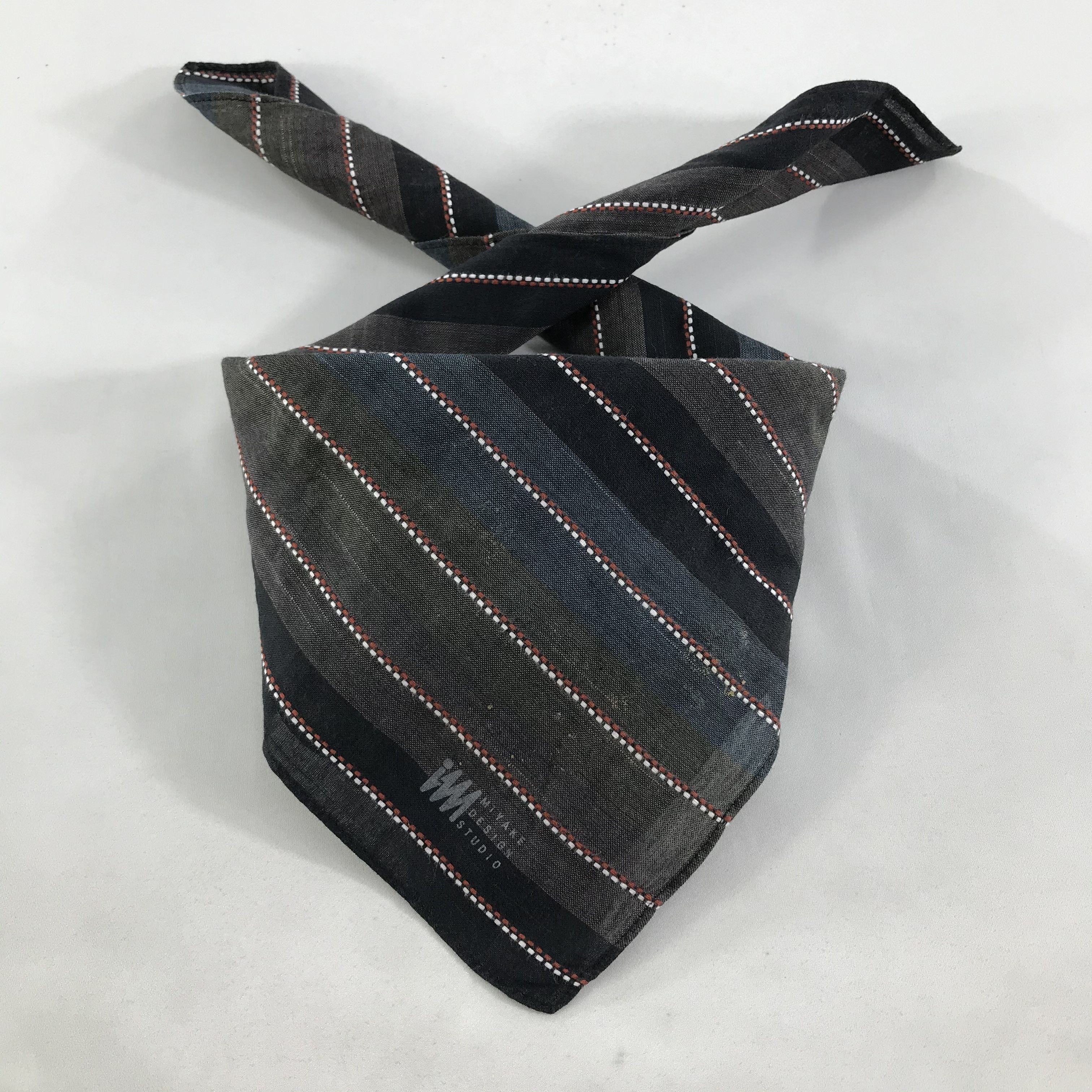 Issey Miyake × Vintage Issey Miyake Bandana / Handkerchief / Neckerchief - S1759 Size ONE SIZE - 3 Thumbnail