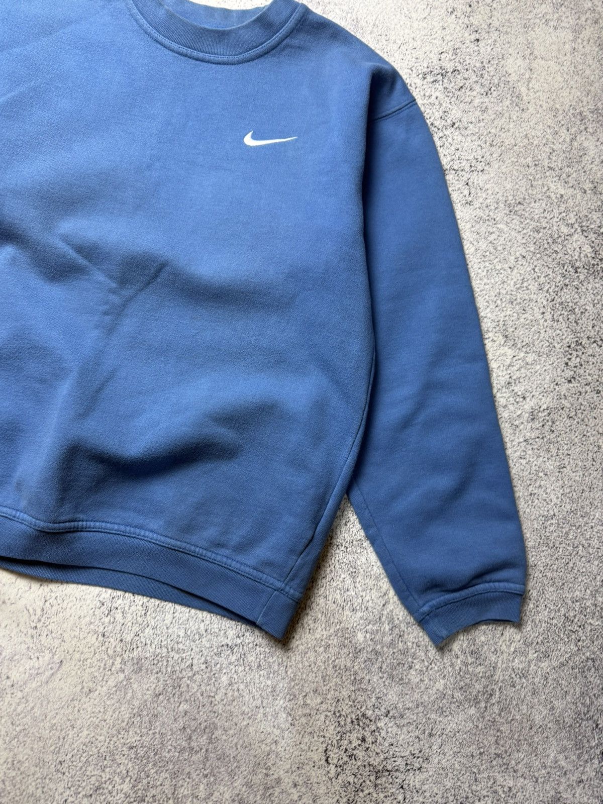 Nike Vintage Nike Blue Sweatshirt Mini Logo Rare Streetwear Size S / US 4 / IT 40 - 9 Thumbnail