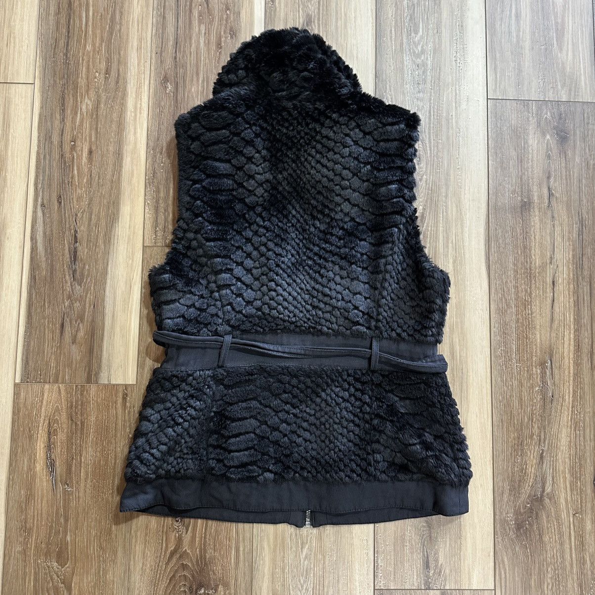 Guess × Vintage Women’s Vintage Guess Faux Fur Vest, Black, Medium Size M / US 6-8 / IT 42-44 - 2 Thumbnail