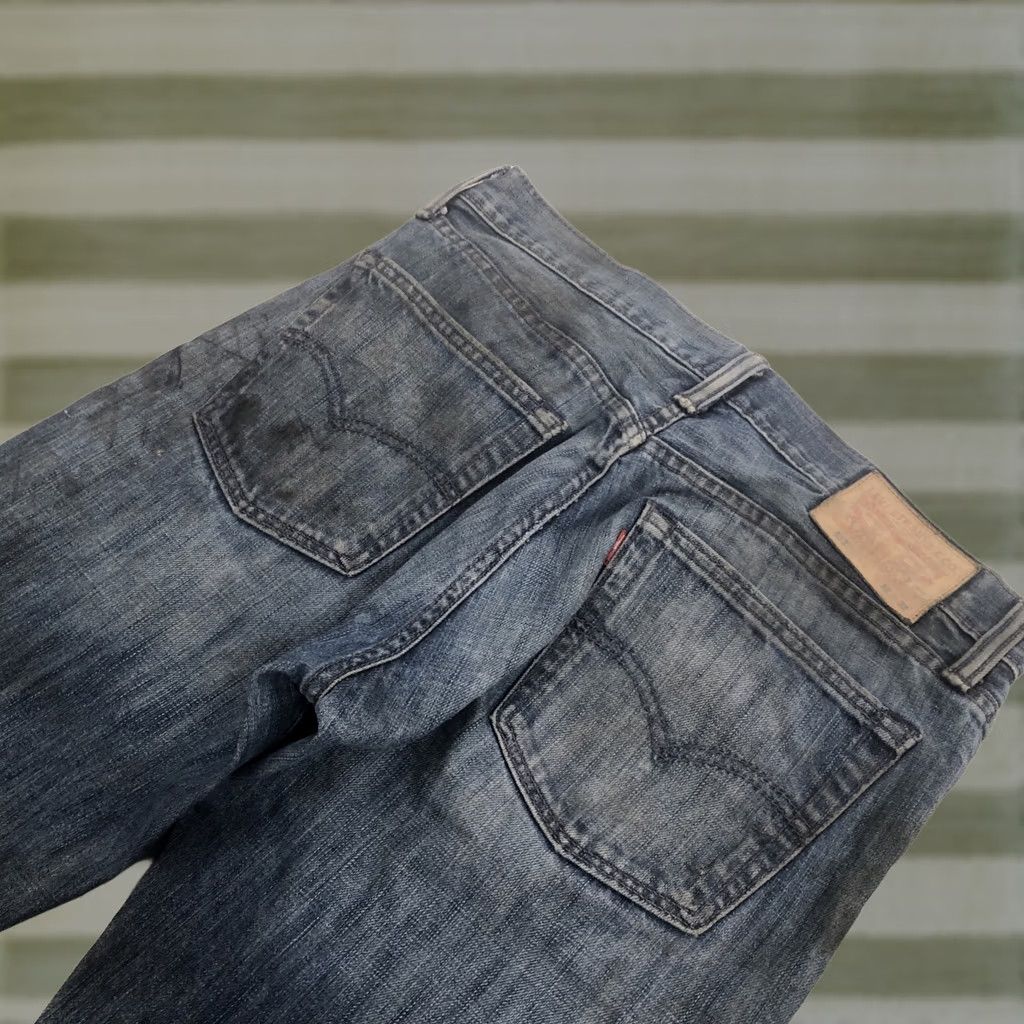 Levi's Levi's 513 Men's Slim Straight Jeans Dark Blue 32x30 5-Pocket Denim Cotton Blend Slim Fit Regular Rise Mid 90s Theme Mens Size US 32 / EU 48 - 1 Thumbnail