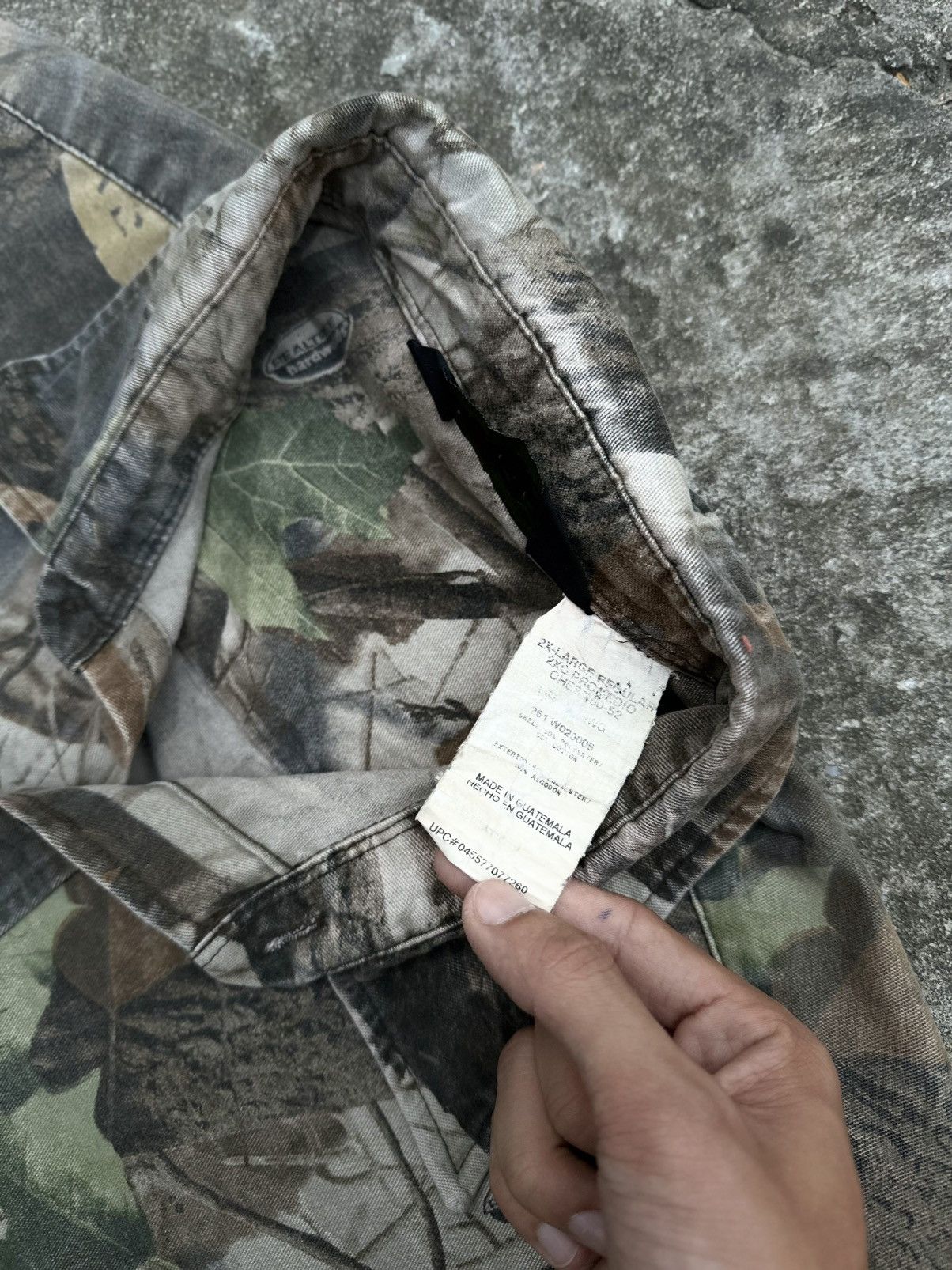 Carhartt × Vintage Crazy Vintage Carhartt Style Faded Realtree Camo Shirt Size US XXL / EU 58 / 5 - 5 Thumbnail