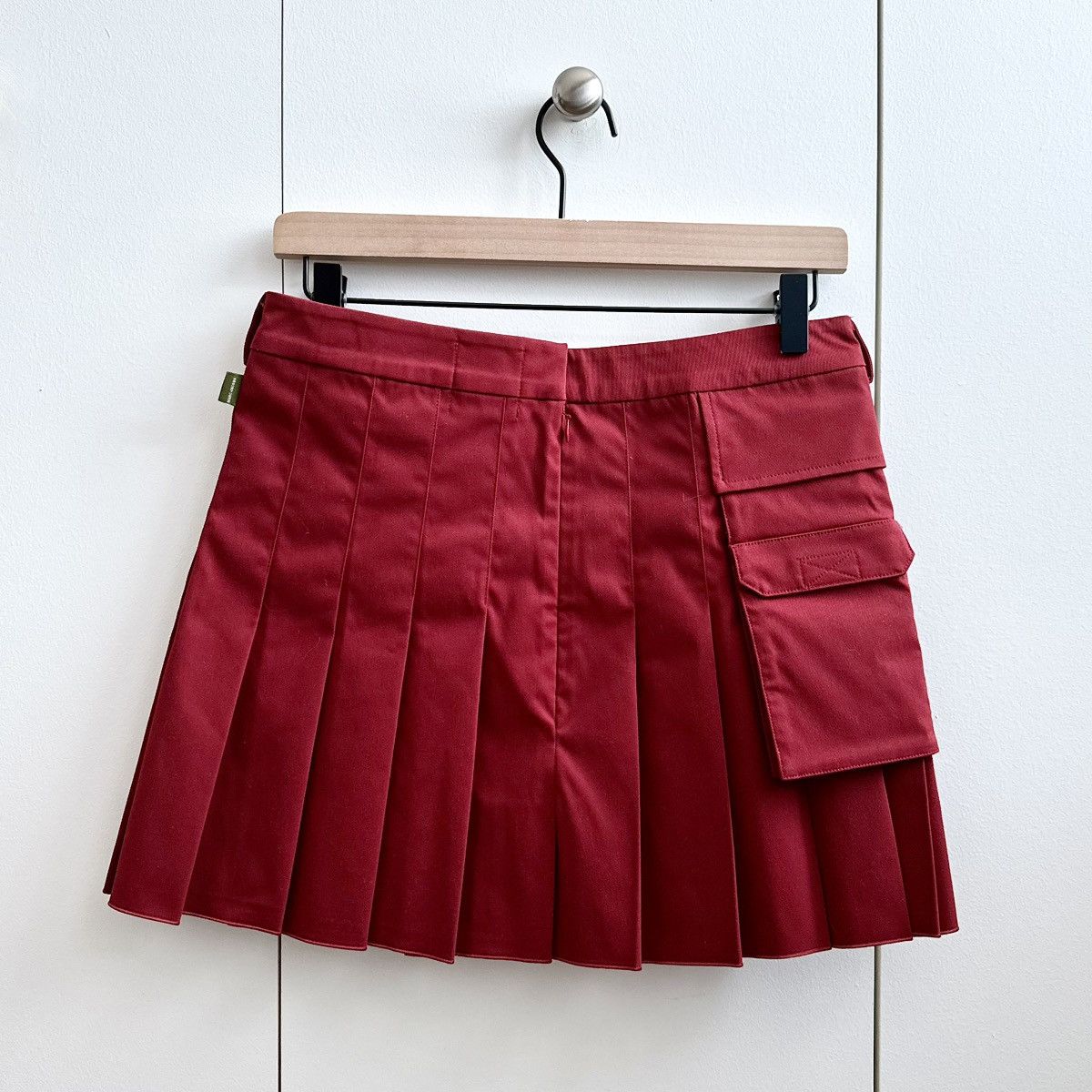 Heaven by Marc Jacobs Heaven by Marc Jacobs Cargo Pleated Mini Skirt NWT Size 25" / US 0 / IT 36 - 9 Thumbnail