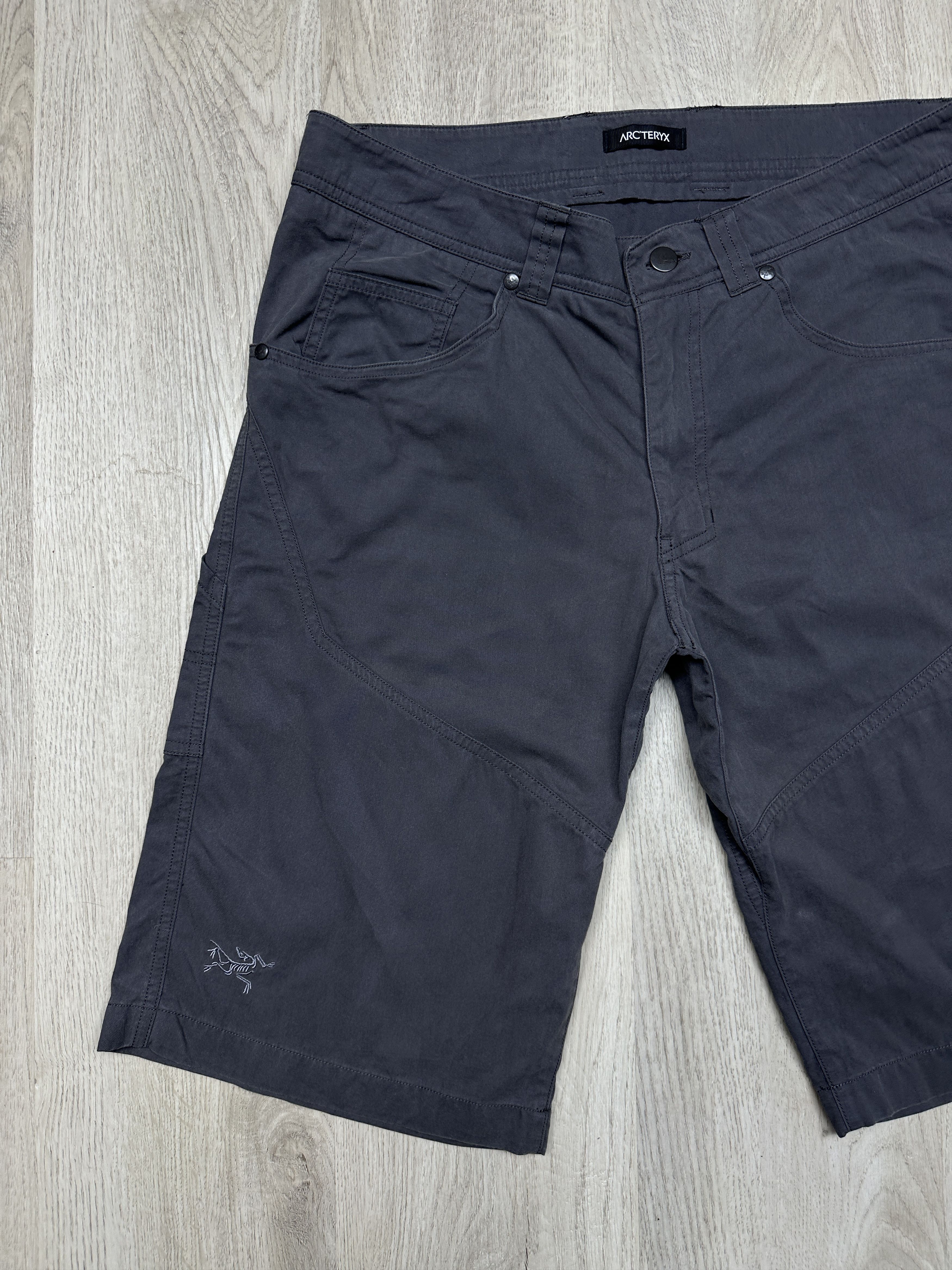 Arc'teryx Arc’teryx Arcteryx Mens Outdoor Shorts Size US 32 / EU 48 - 2 Thumbnail