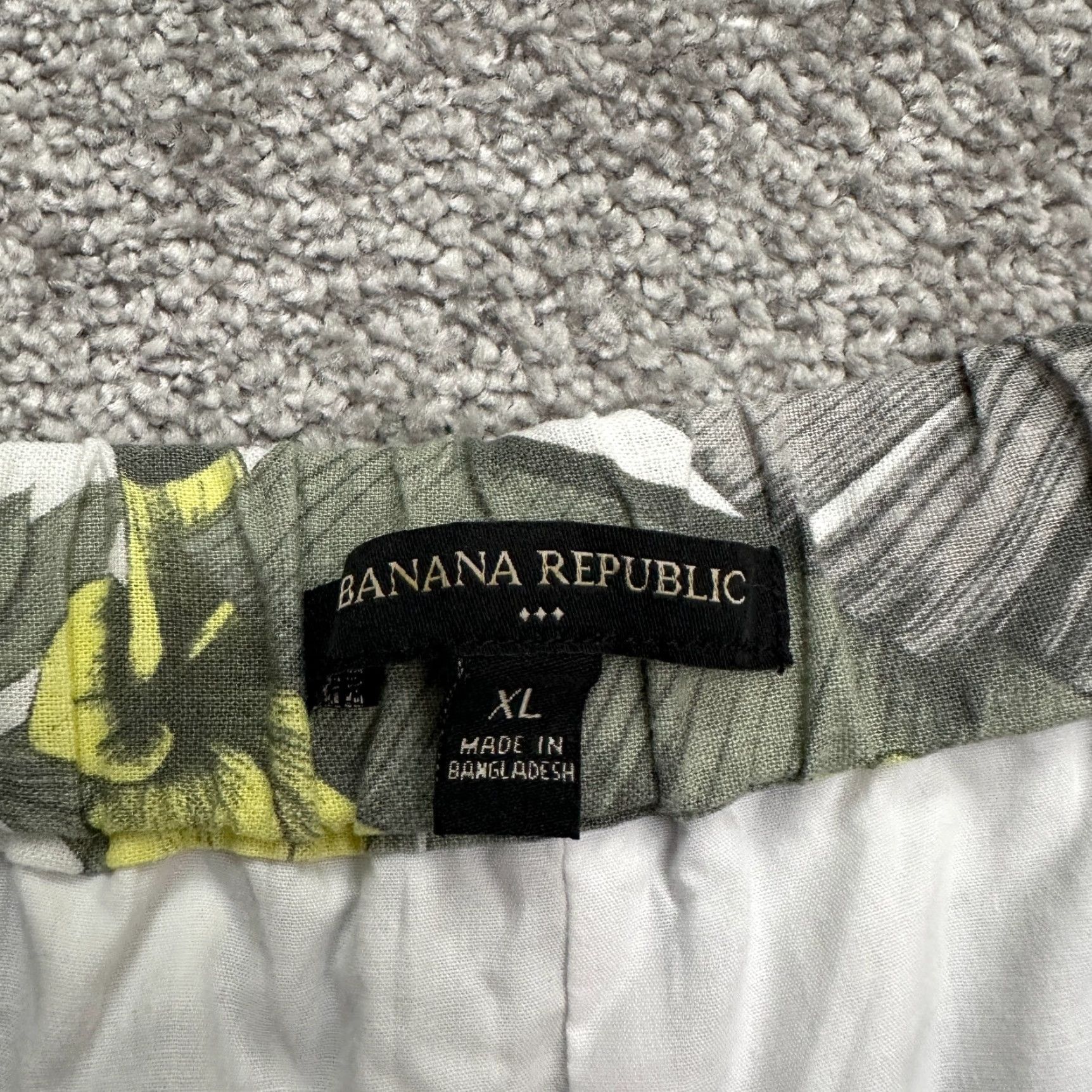 Banana Republic Banana Republic Shorts Casual Floral Linen Women XL Multicolor - High Rise, Pockets, 4" Inseam Size 40" / US 18 - 3 Thumbnail