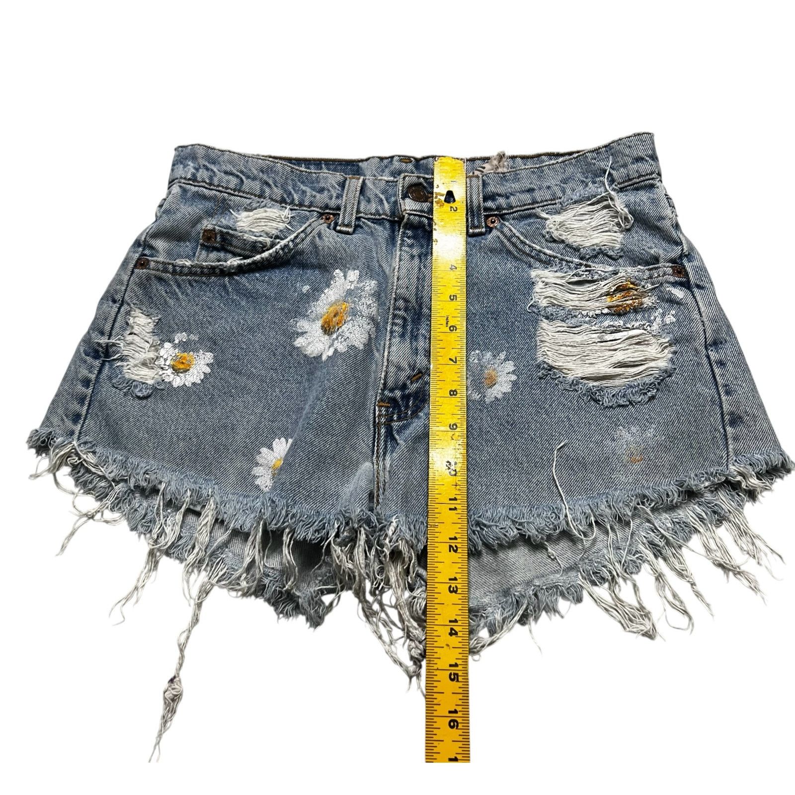 Levi's Vintage 90s Levi’s Women’s Distressed Denim Shorts - 31 Size 31" - 8 Thumbnail