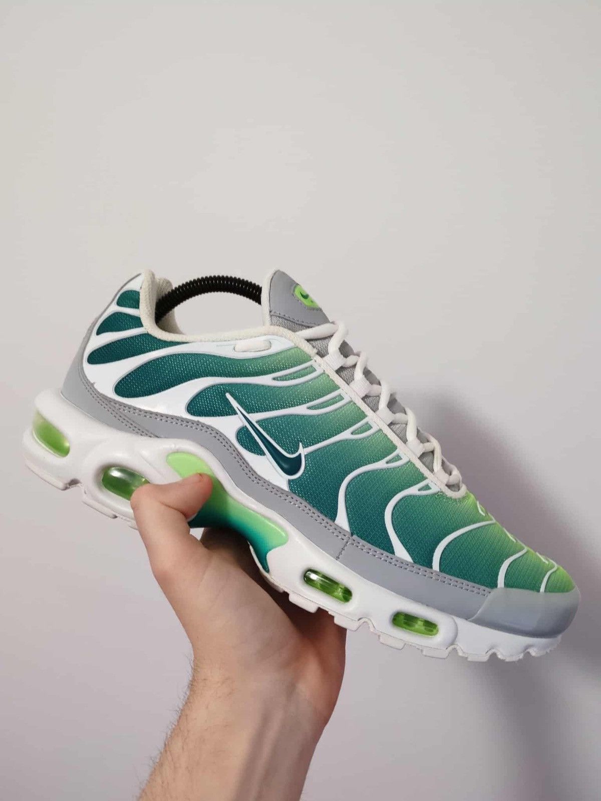 Nike 👻 GHOST GREENS US9 👻 Size US 9 / EU 42 - 1 Thumbnail