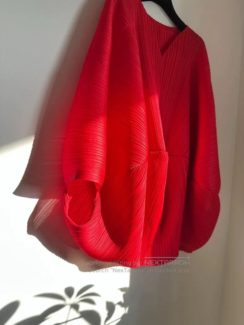 Issey Miyake Issey Miyake size:one size Red Long Sleeve Top Size XXS / US 00 / IT 34 - 5 Thumbnail