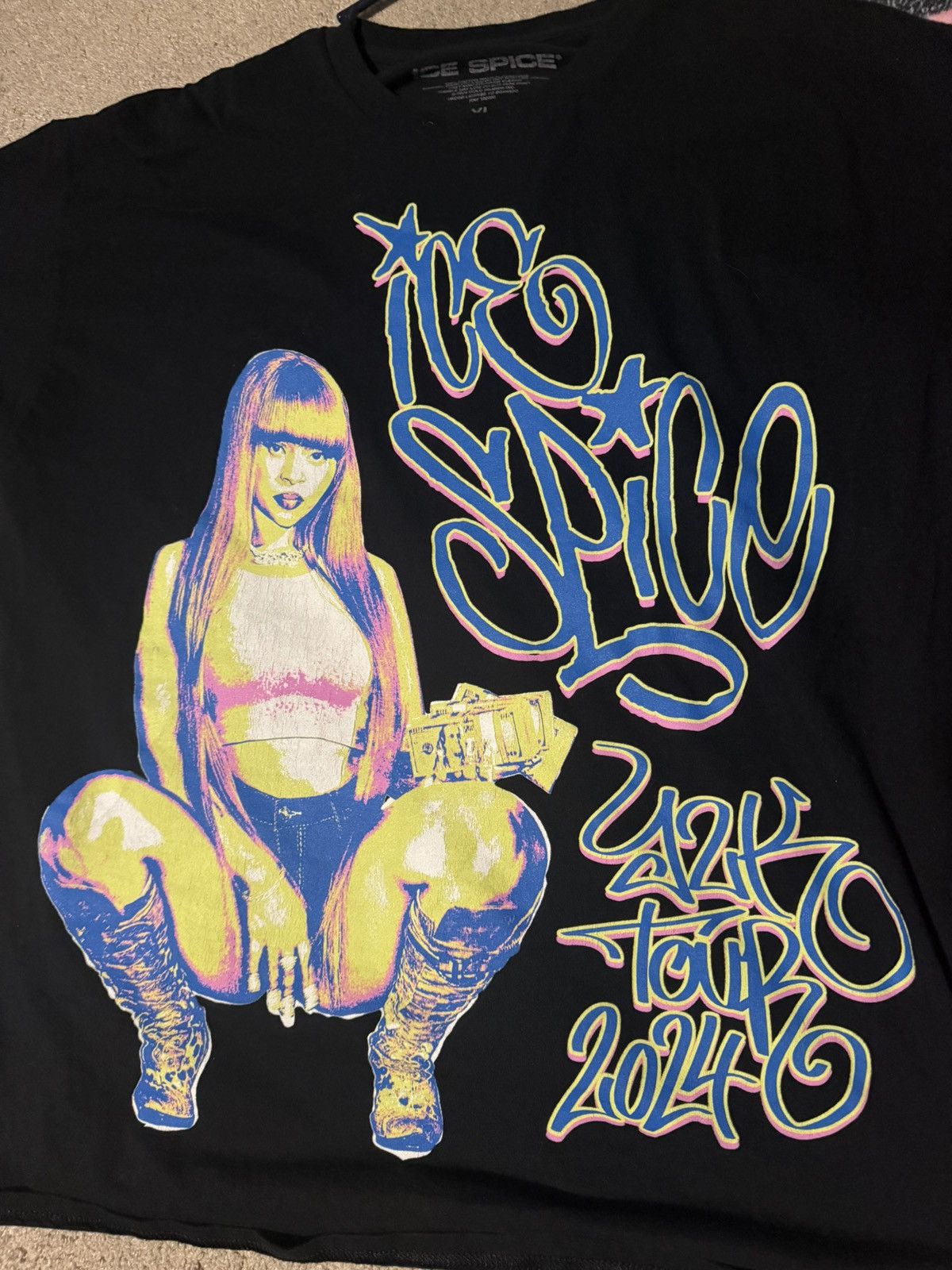Other ICE SPICE Y2K tour tee Size US XL / EU 56 / 4 - 2 Thumbnail