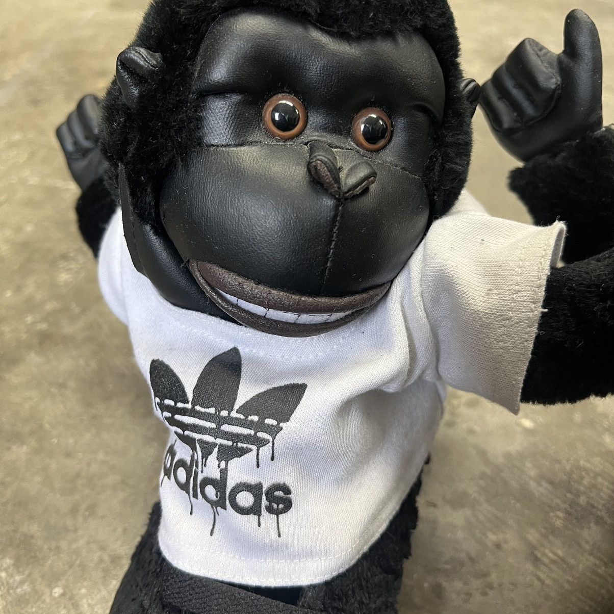 Adidas fashion jeremy scott gorilla for