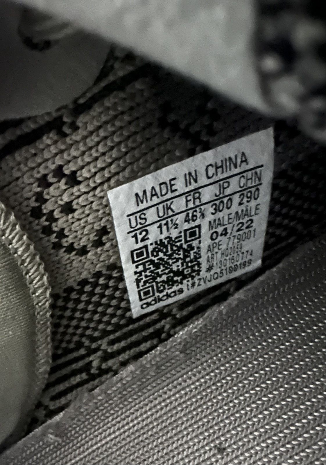 Yeezy Yeezy 350 V2 Granite Size US 12 / EU 45 - 6 Thumbnail