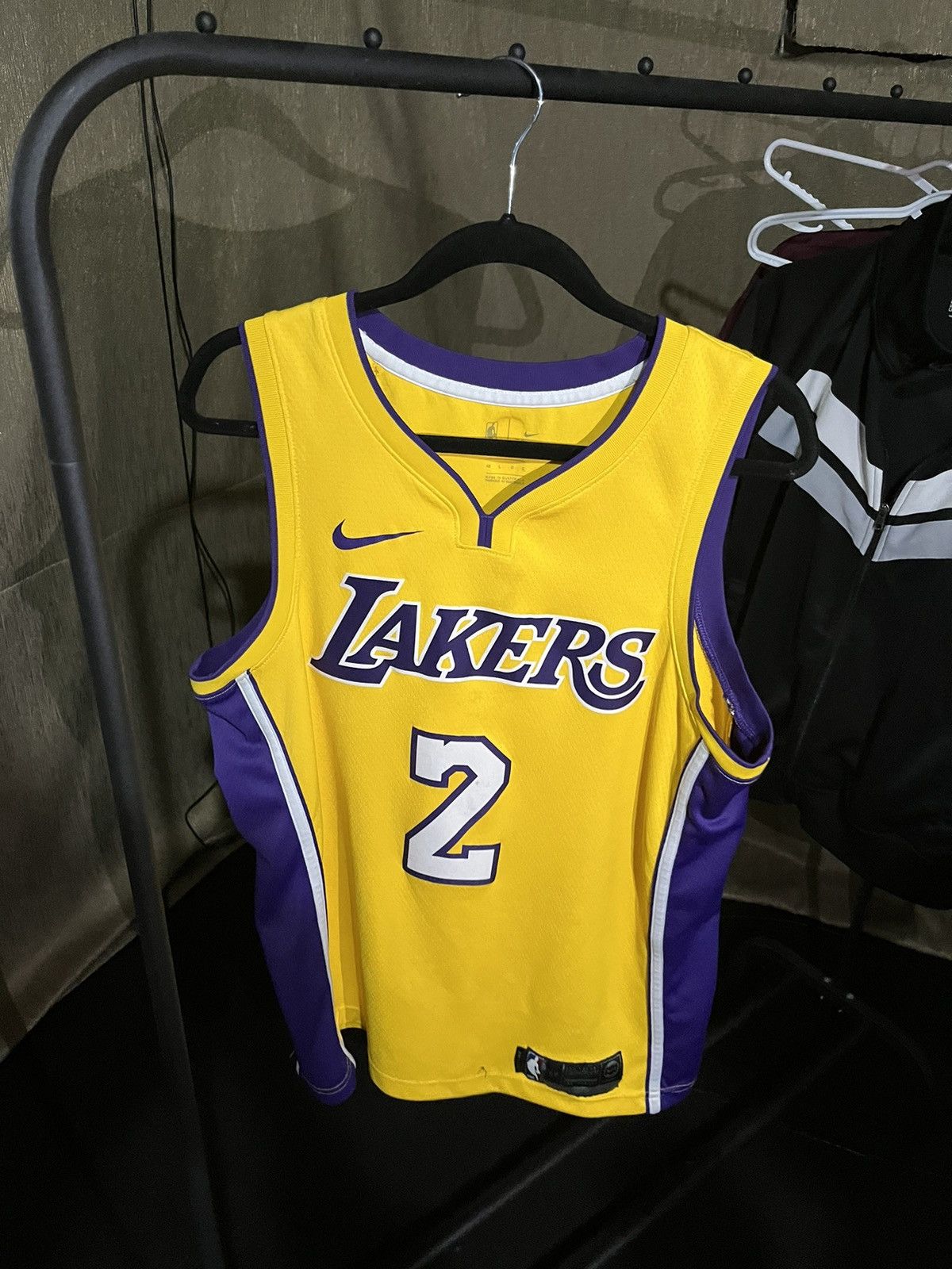 Nike NBA Los Angeles Lakers Lonzo Ball #2 Jersey Size Youth M (10