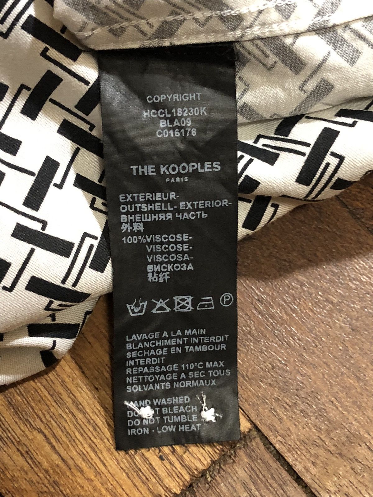 Designer × Japanese Brand × The Kooples Men’s The Kooples Paris Full Print Art Viscose Shirt Up Size US S / EU 44-46 / 1 - 9 Thumbnail