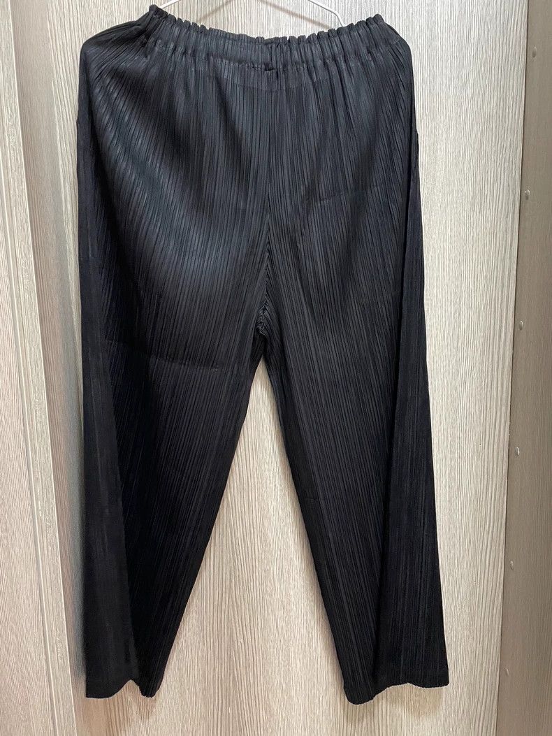 Issey Miyake Issey Miyake size:4 Black pleated trousers Size 22" - 7 Thumbnail