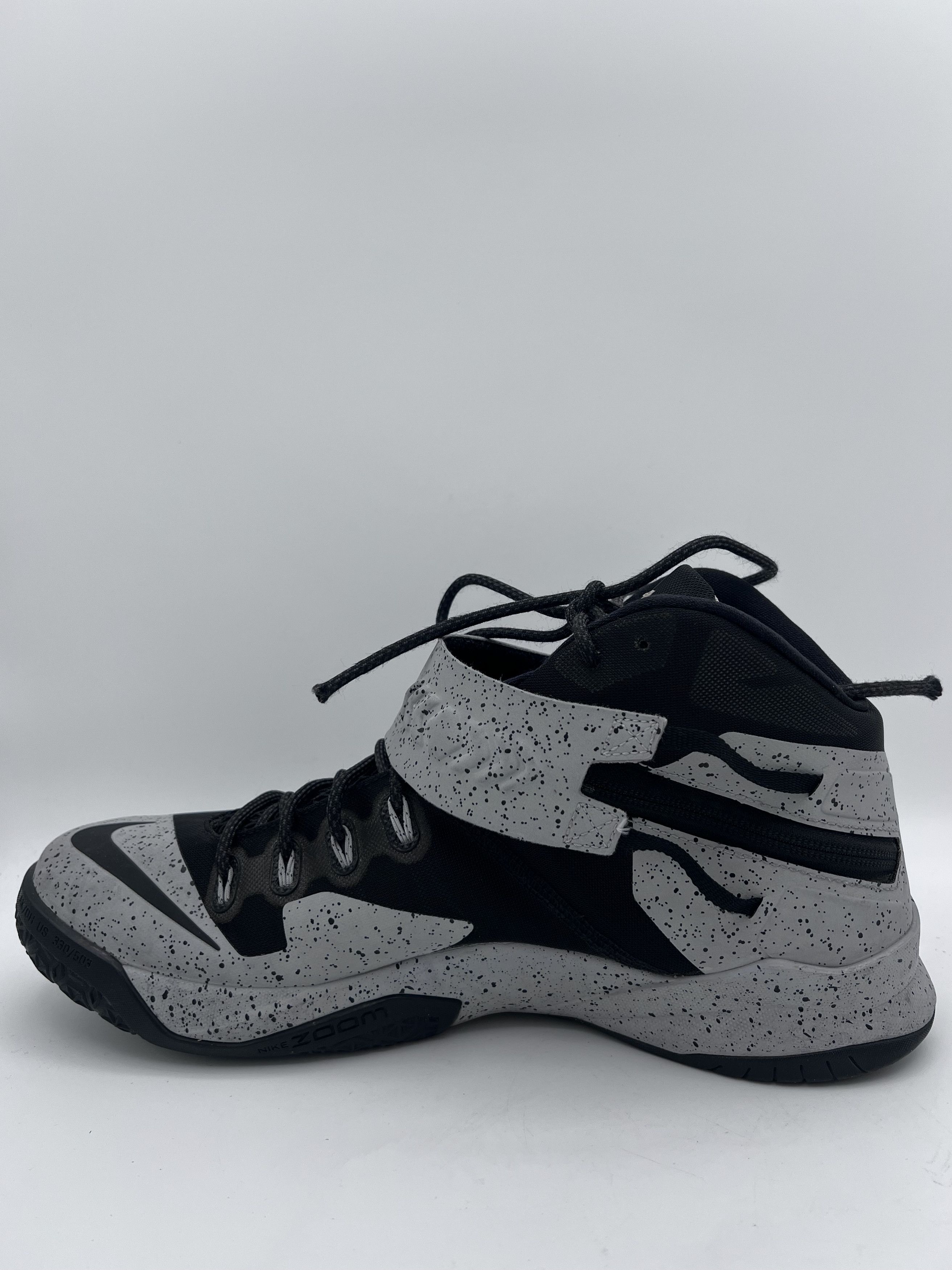 Nike Nike Zoom Soldier 8 Black Grey Speckled 688579-001 Mens 13 Size US 13 / EU 46 - 6 Thumbnail