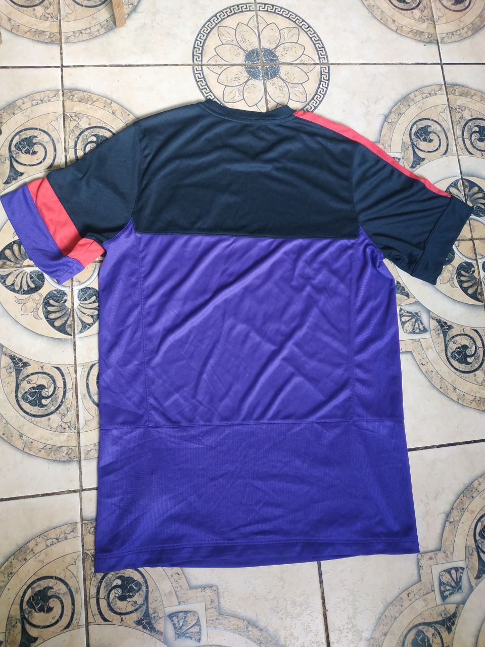 Nike Nike Arsenal 2012/13 Training Jersey Fly Emirates Purple M Size US M / EU 48-50 / 2 - 18 Thumbnail