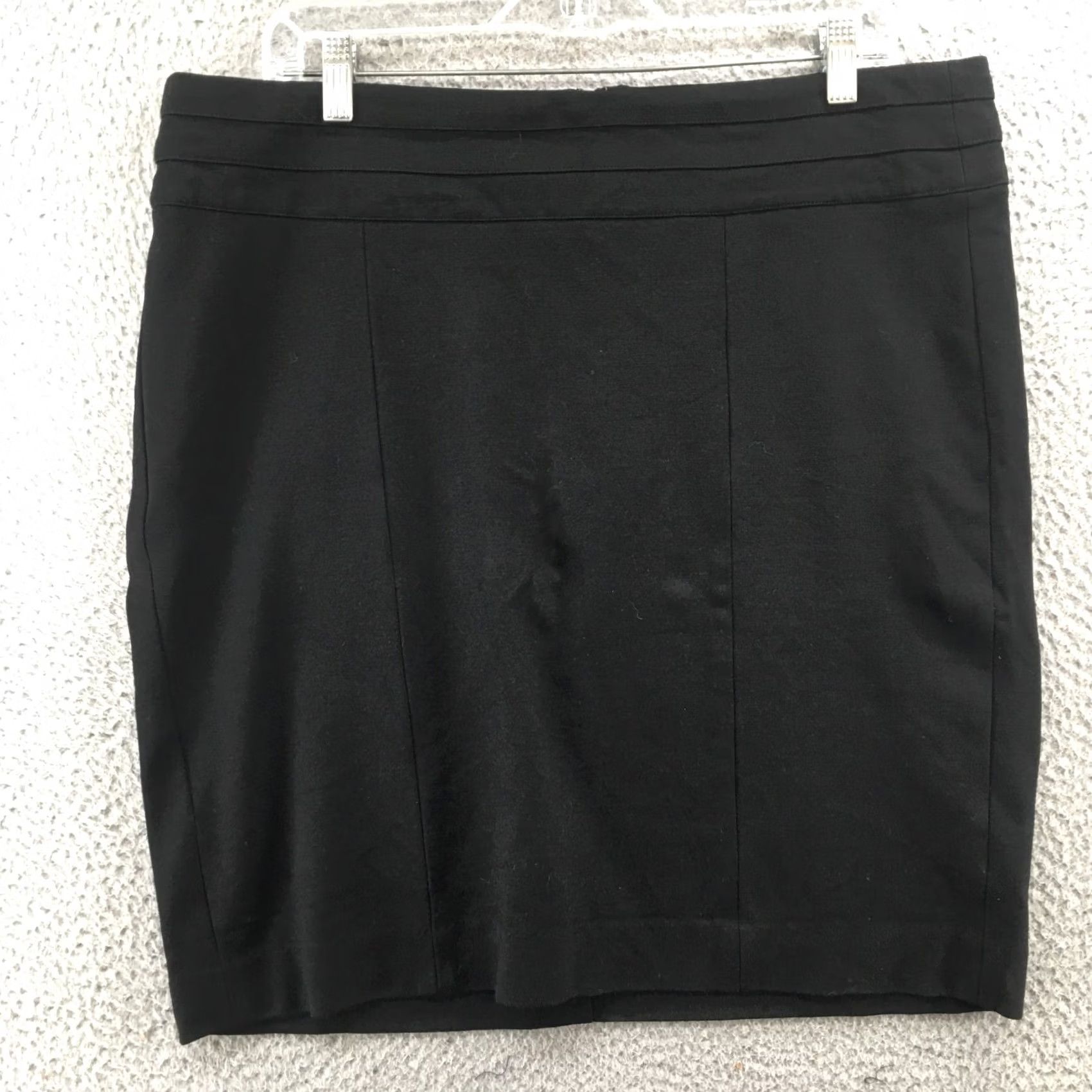 Vintage CAbi Pencil Skirt Womens 16 Black Back Zip Straight Knee Length Casual Skirt Size 38" / US 16 / IT 52 - 2 Thumbnail