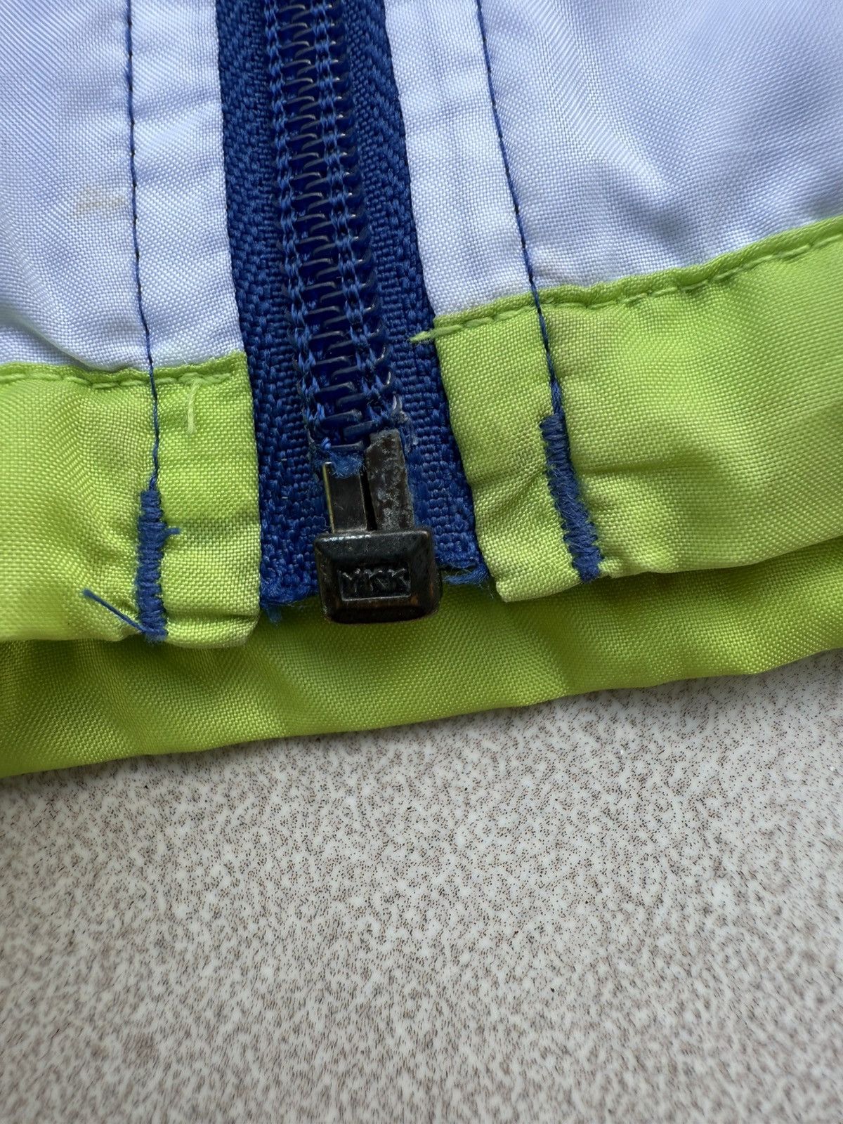 Nike 90’s NIKE COURT RARE SWOOSH Y2K RETRO MULTILOGO NYLON JACKET Size US L / EU 52-54 / 3 - 8 Thumbnail