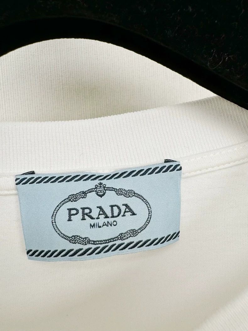 Prada Prada White short-sleeved T-shirt 2502-Nextarrow Size US M / EU 48-50 / 2 - 2 Thumbnail