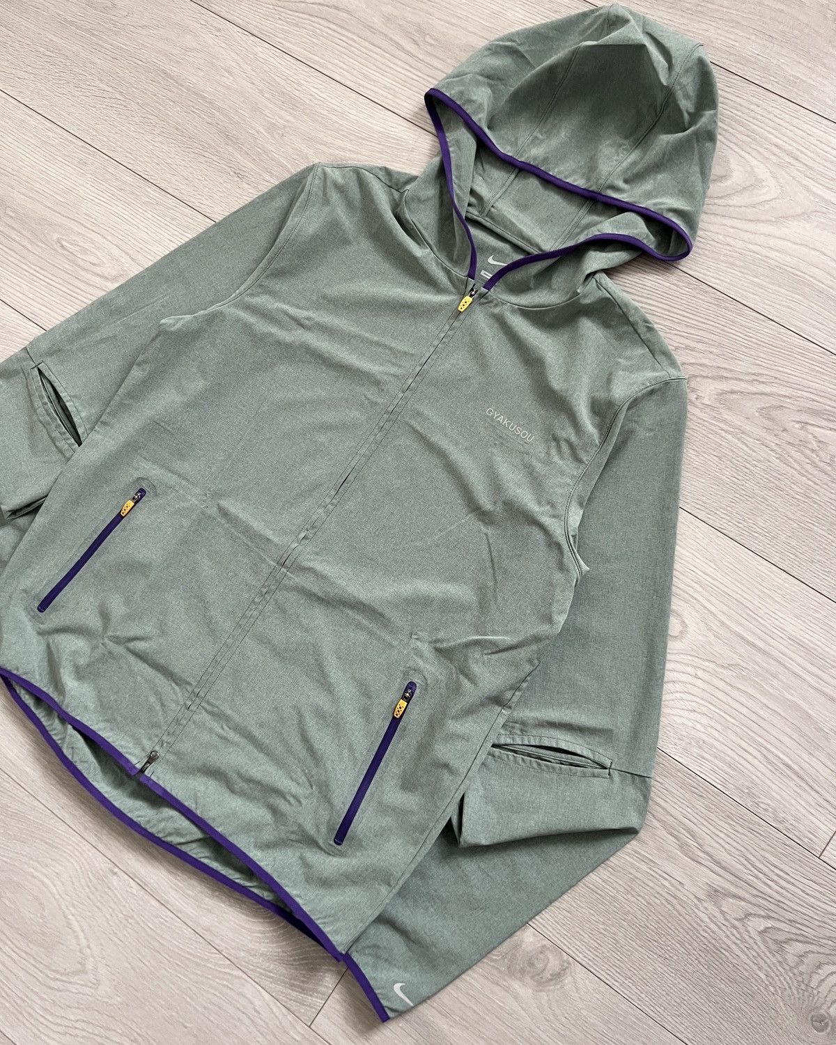 Gyakusou NIKE Gyakusou FW15' Reverse Run Club Sleeve Vent Jacket Size US M / EU 48-50 / 2 - 2 Thumbnail