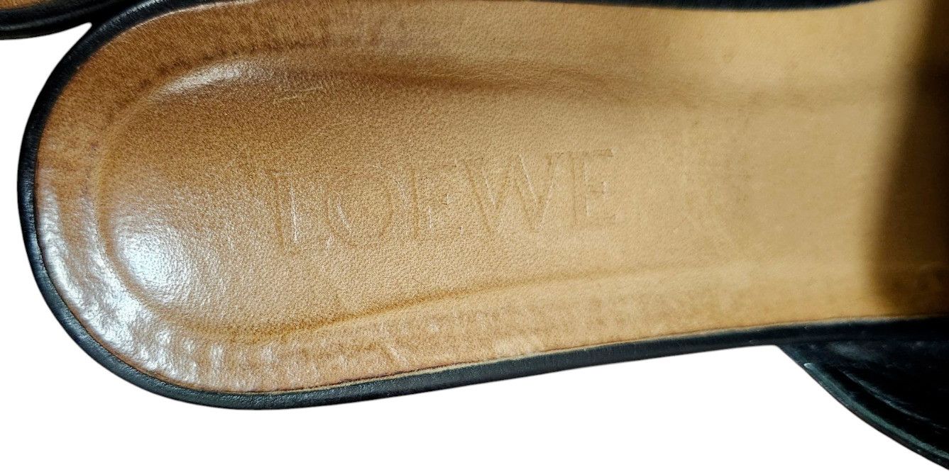 Loewe Loewe Black Gate Belted Leather Mule Size EU 39/US 9 Size US 9 / IT 39 - 8 Thumbnail