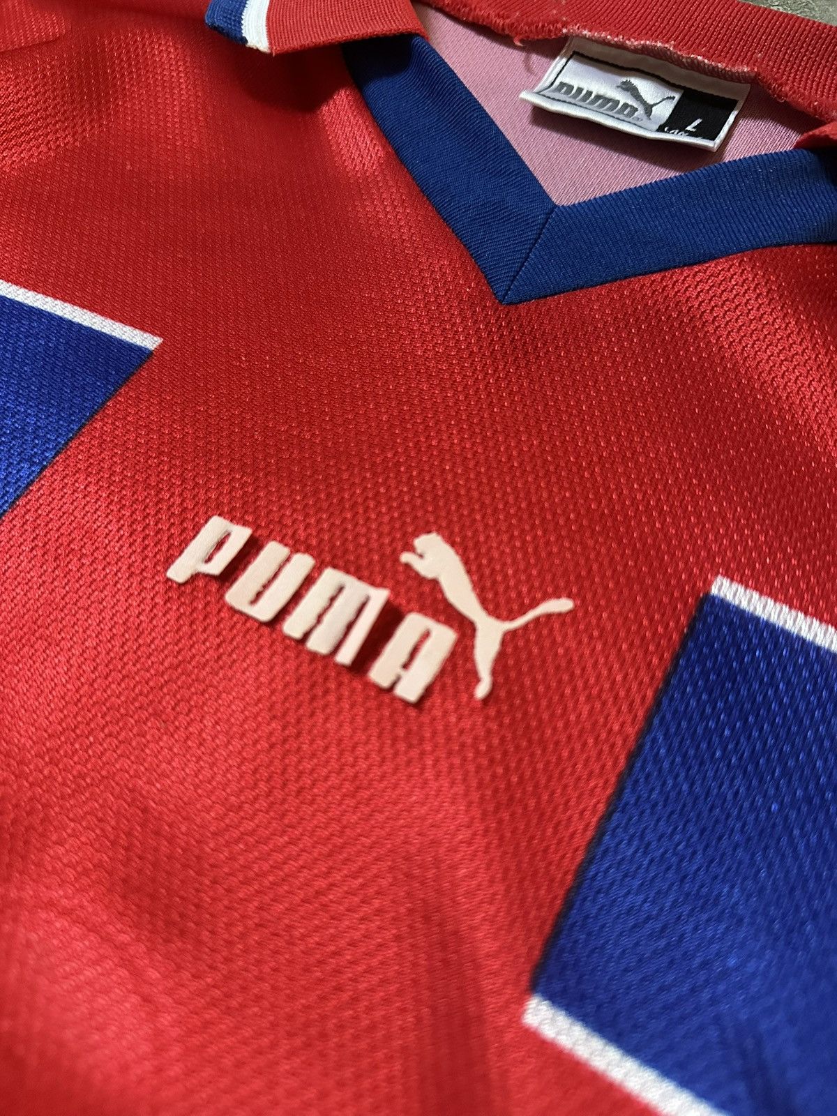 Puma Puma Czech Republic 1998-00 Home Size US L / EU 52-54 / 3 - 6 Thumbnail