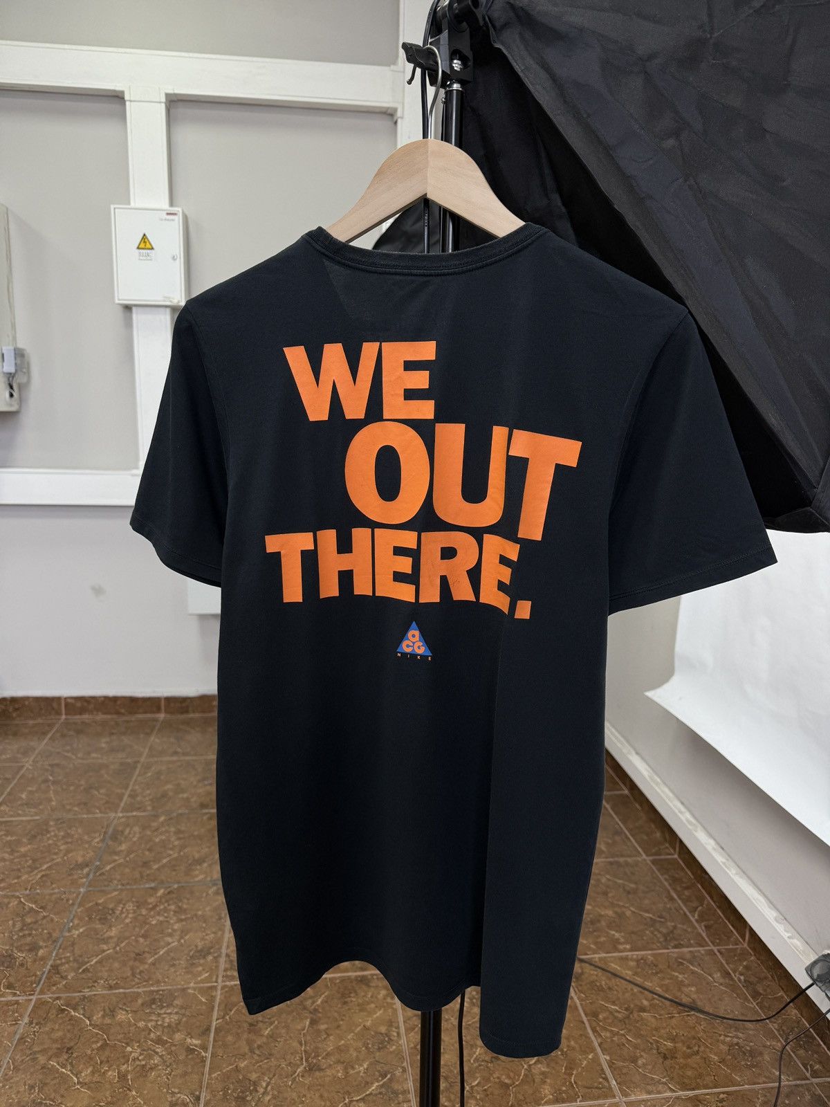 Nike ACG 🇺🇸 Y2K Nike ACG We Out There T-Shirt Rare Retro Hype Size US S / EU 44-46 / 1 - 1 Thumbnail
