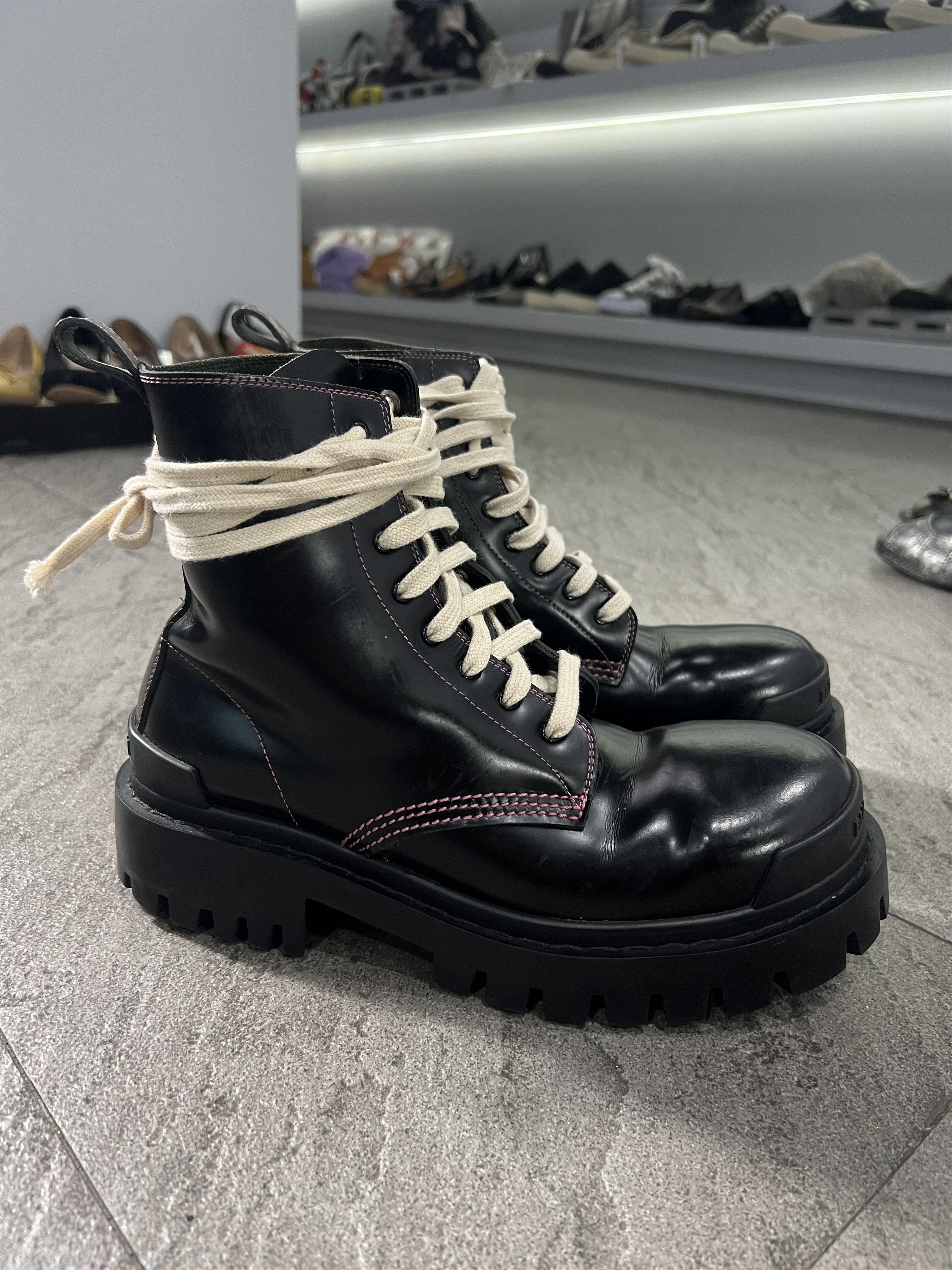 Balenciaga Balenciaga Strike Lace Up Boots EU39 Size US 9 / IT 39 - 1 Thumbnail