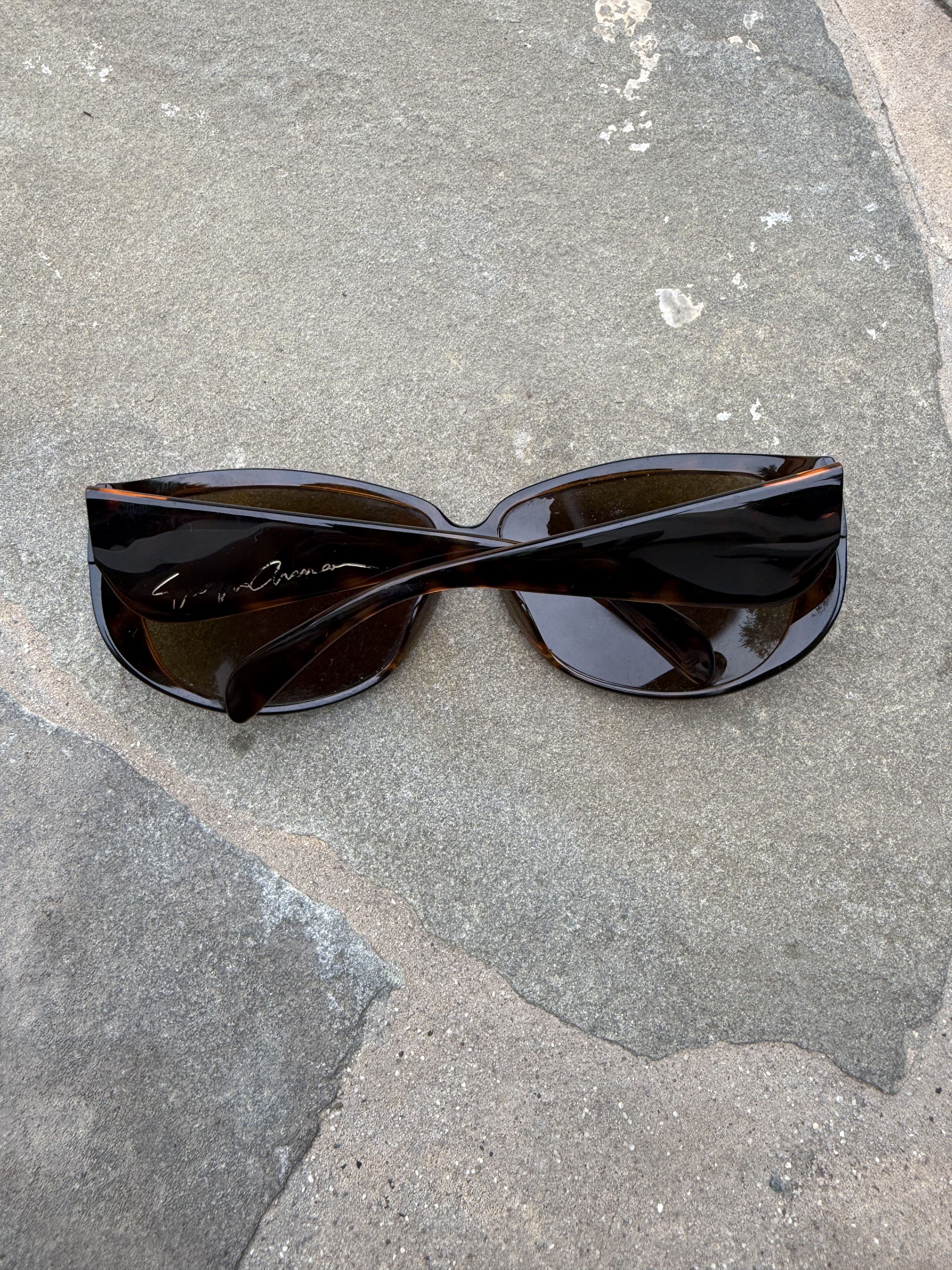 Giorgio Armani Vintage Giorgio Armani Sunglasses Size ONE SIZE - 2 Thumbnail