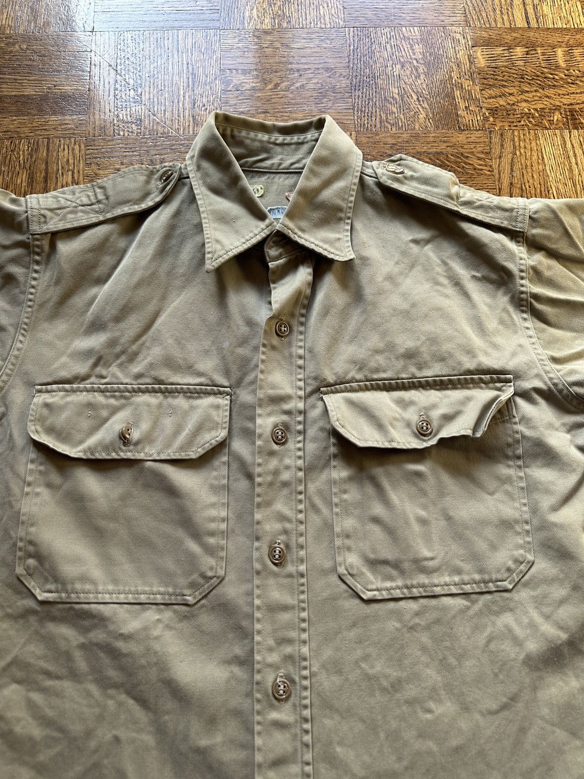 Vintage Vintage 60s US Military Sateen Short Sleeve Button Up Shirt Size US M / EU 48-50 / 2 - 2 Thumbnail